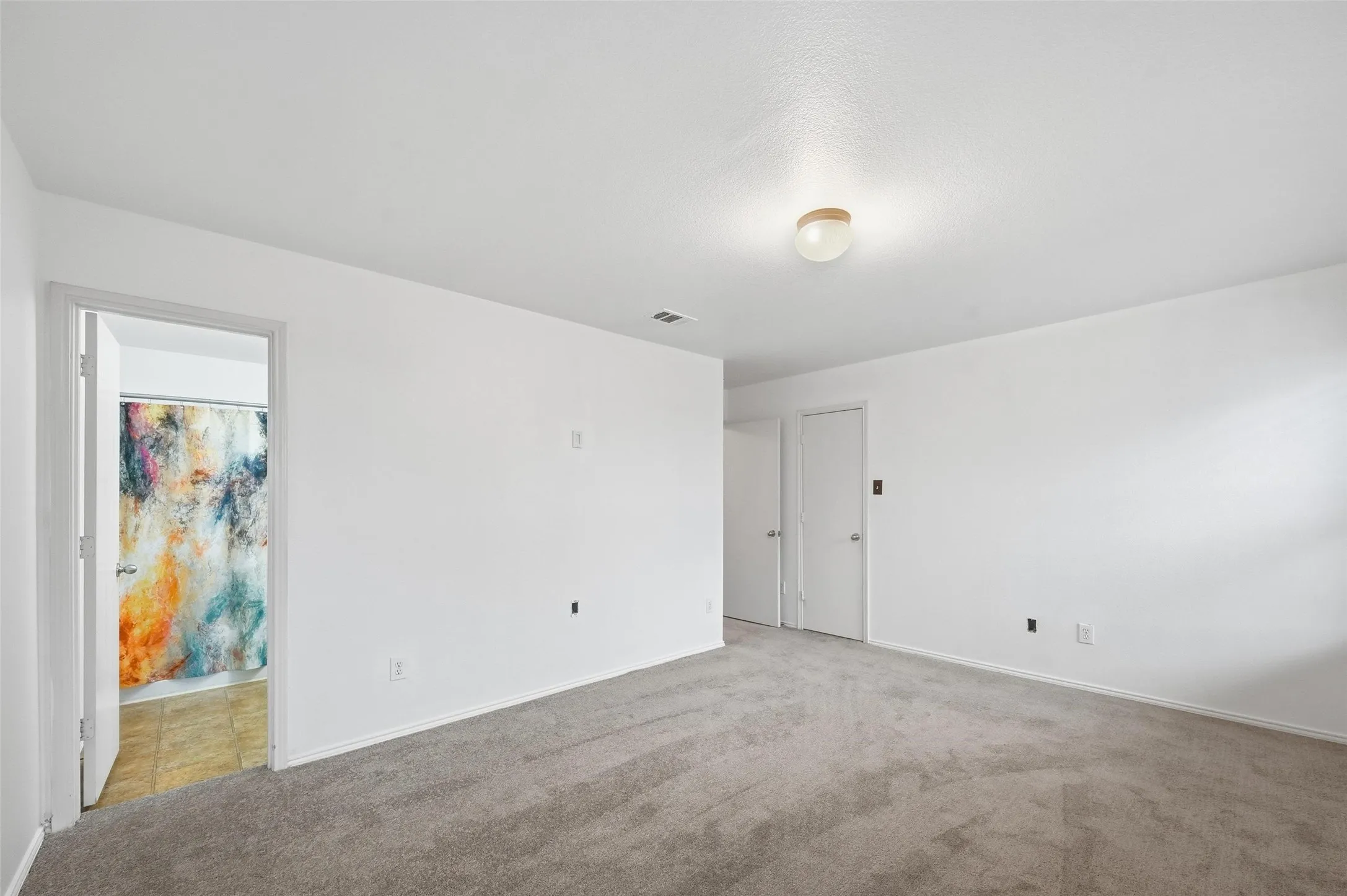 Single Family Residence For Sale in Rockwall County , 322 Laurel Lane, Fate, Texas 75087, 3 Bedroom, 2 Bathroom, 2 Garage spaces, 1,507 Sqft, built in 2009, mls#21353712, Real Estate Agent in Fate, Homes For Sale in Rockwall county, Homes For Sale in Fate, Realtor in Fate Texas, Real Estate Brokerage Independent Realty Texas, Luminita Cordes Realtor