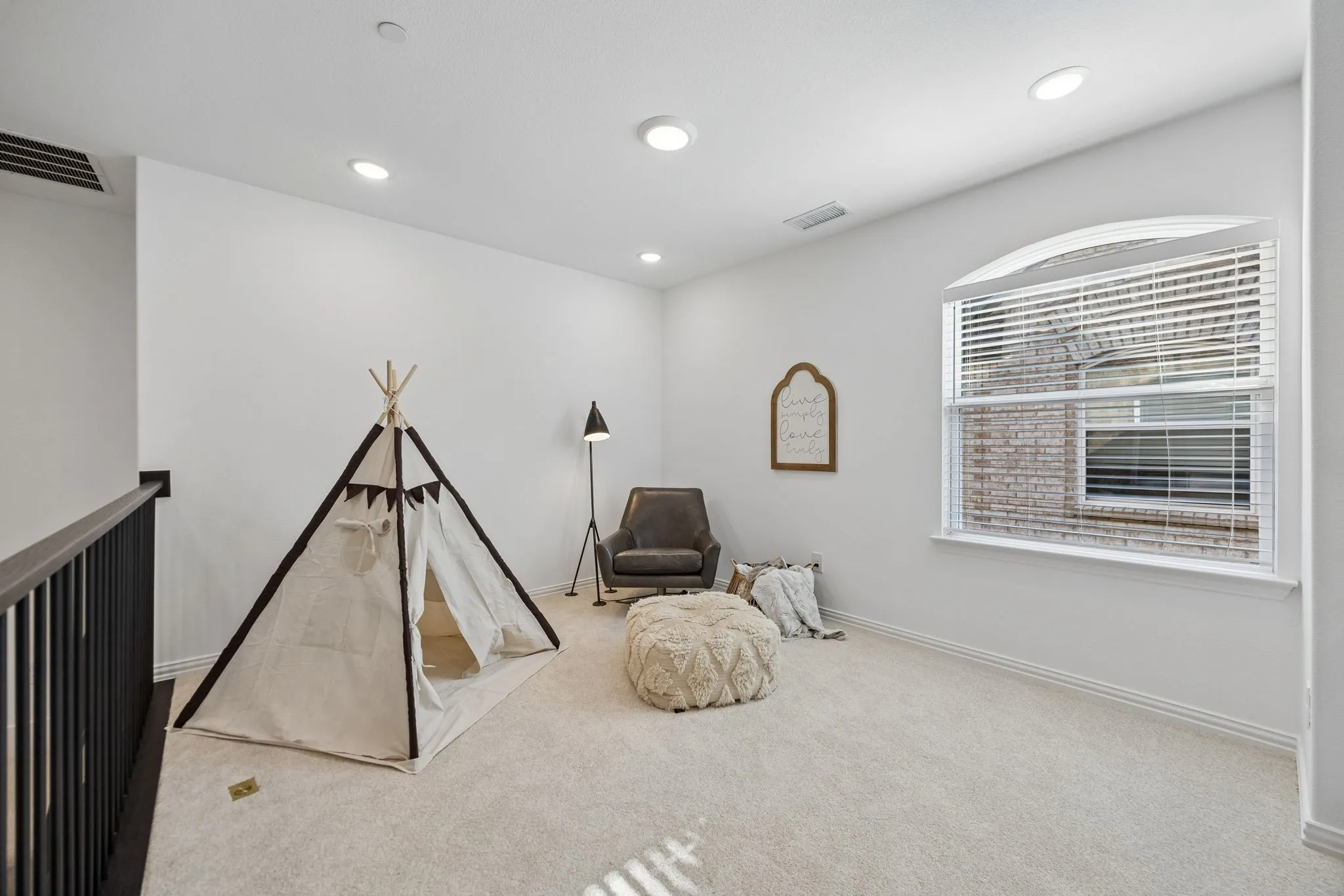 Office, hobby, media room, or workout space