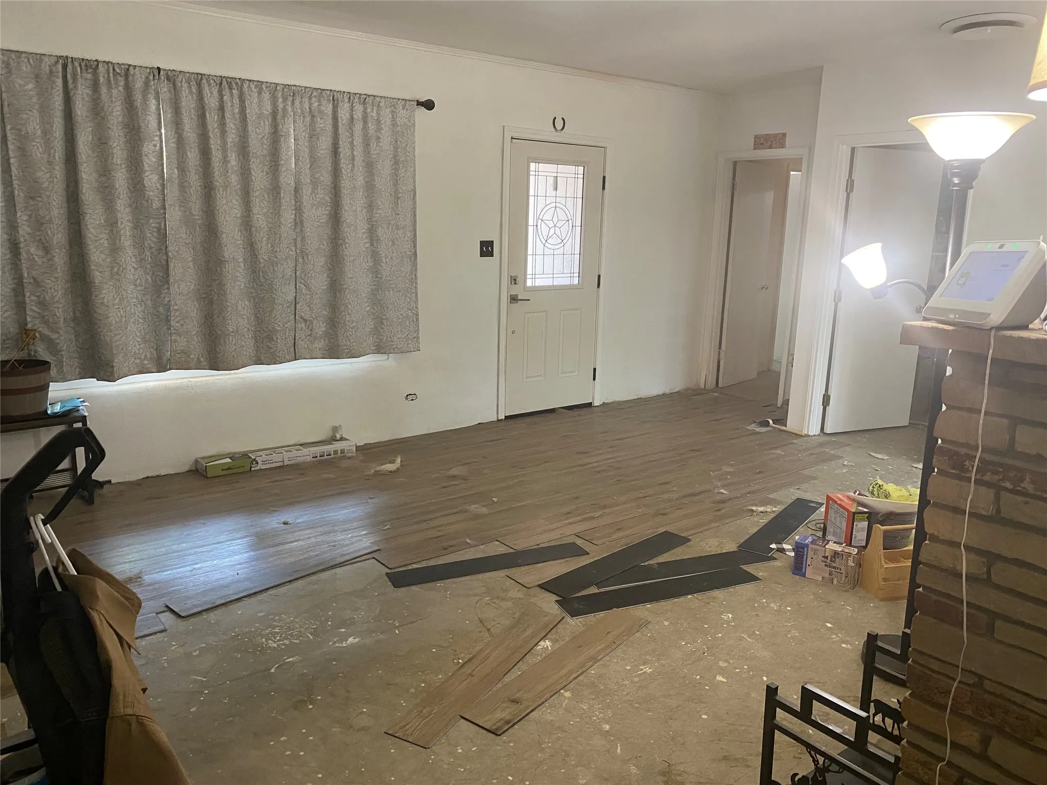 Living room flooring needs to be finished