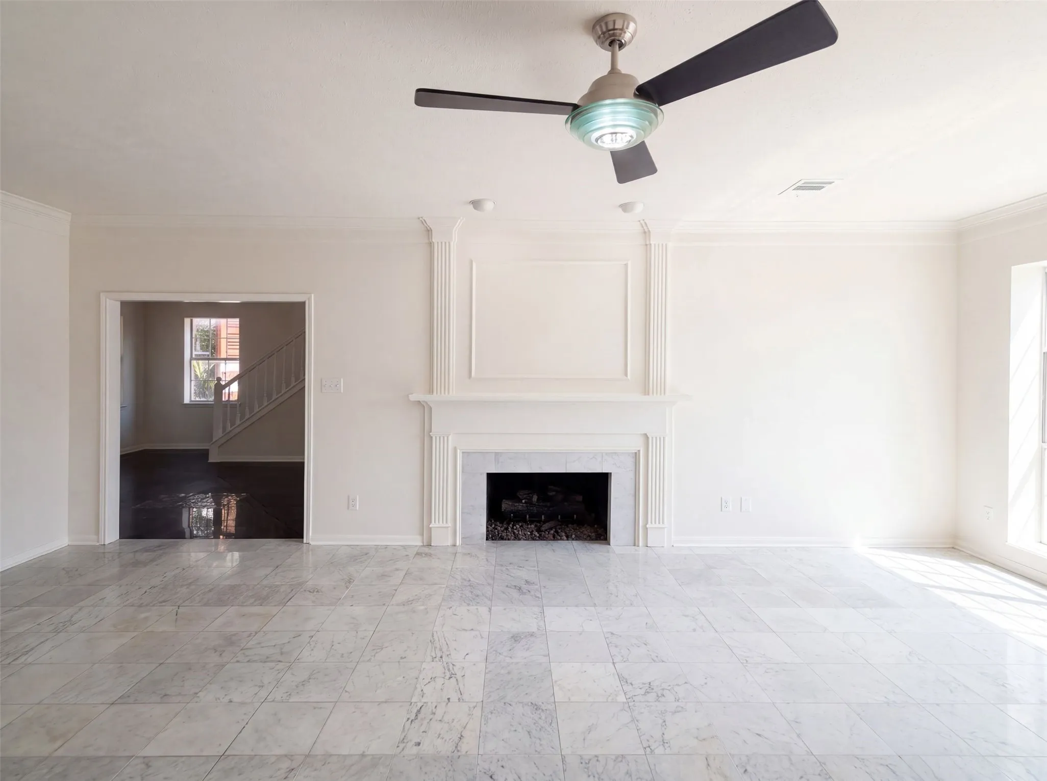 Single Family Residence For Sale in Dallas County , 1231 Jeanette Way, Carrollton, Texas 75006, 5 Bedroom, 3 Bathroom, 2 Garage spaces, 3,673 Sqft, built in 1990, mls#21353719, Real Estate Agent in Carrollton, Homes For Sale in Dallas county, Homes For Sale in Carrollton, Realtor in Carrollton Texas, Real Estate Brokerage Independent Realty Texas, Luminita Cordes Realtor