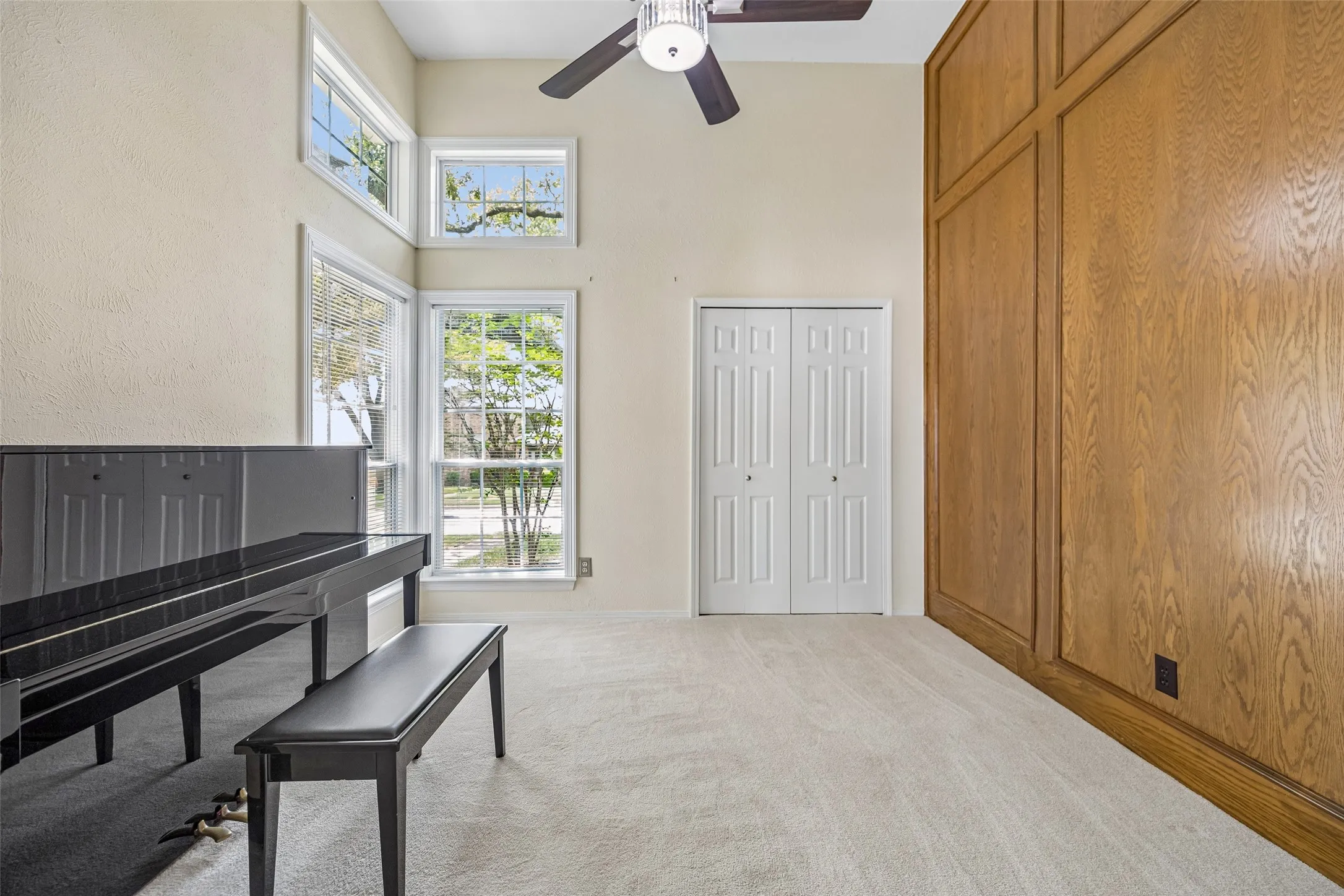 Single Family Residence For Sale in Collin County , 1524 Livingston Drive, Plano, Texas 75093, 3 Bedroom, 2 Bathroom, Garage spaces, 1,885 Sqft, built in 1984, mls#21353012, Real Estate Agent in Plano, Homes For Sale in Collin county, Homes For Sale in Plano, Realtor in Plano Texas, Real Estate Brokerage Independent Realty Texas, Luminita Cordes Realtor
