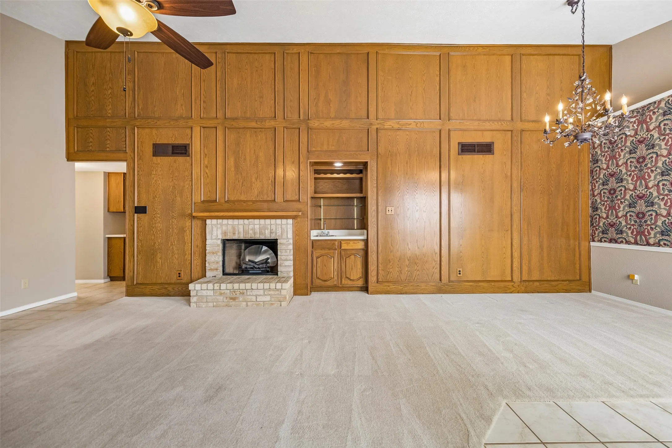 Single Family Residence For Sale in Collin County , 1524 Livingston Drive, Plano, Texas 75093, 3 Bedroom, 2 Bathroom, Garage spaces, 1,885 Sqft, built in 1984, mls#21353012, Real Estate Agent in Plano, Homes For Sale in Collin county, Homes For Sale in Plano, Realtor in Plano Texas, Real Estate Brokerage Independent Realty Texas, Luminita Cordes Realtor
