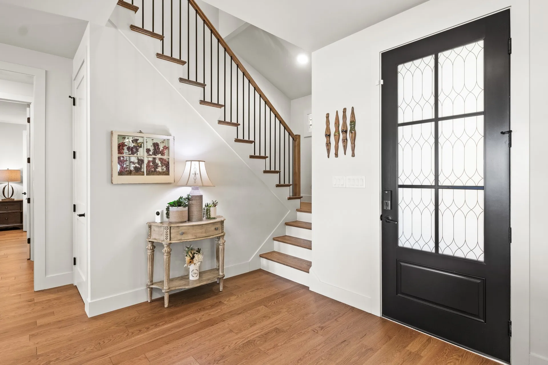Single Family Residence For Sale in Franklin (TX) County , 79 Waters Edge Lane, Scroggins, Texas 75480, 5 Bedrooms, 6 Bathrooms, 2 Garage spaces, 3,492 Sqft, built in 2022, Price $1,560,000, mls#21352318, Real Estate Agent in Scroggins, Homes For Sale in Franklin (TX) county, Homes For Sale in Scroggins, Realtor in Scroggins Texas, Real Estate Brokerage Independent Realty Texas, Luminita Cordes Realtor