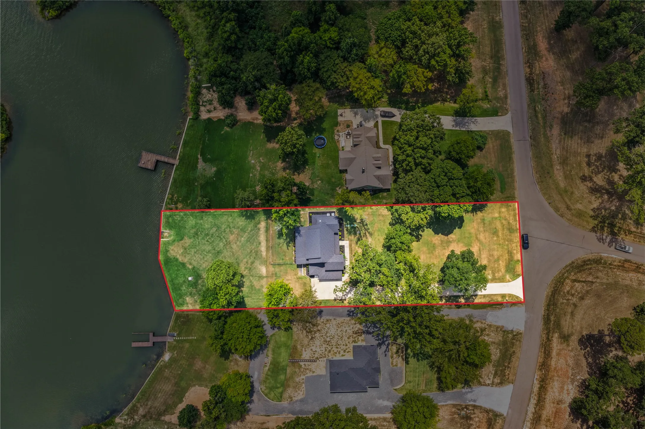 Single Family Residence For Sale in Franklin (TX) County , 79 Waters Edge Lane, Scroggins, Texas 75480, 5 Bedrooms, 6 Bathrooms, 2 Garage spaces, 3,492 Sqft, built in 2022, Price $1,560,000, mls#21352318, Real Estate Agent in Scroggins, Homes For Sale in Franklin (TX) county, Homes For Sale in Scroggins, Realtor in Scroggins Texas, Real Estate Brokerage Independent Realty Texas, Luminita Cordes Realtor