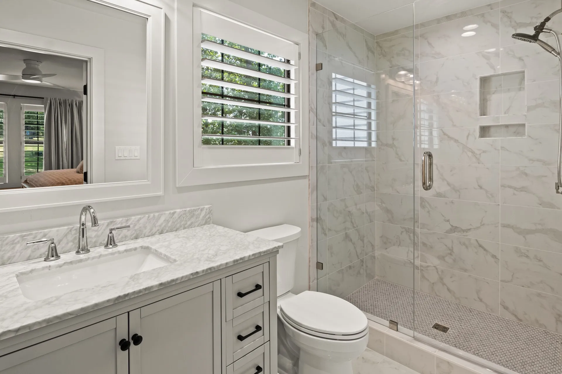 Single Family Residence For Sale in Franklin (TX) County , 79 Waters Edge Lane, Scroggins, Texas 75480, 5 Bedrooms, 6 Bathrooms, 2 Garage spaces, 3,492 Sqft, built in 2022, Price $1,560,000, mls#21352318, Real Estate Agent in Scroggins, Homes For Sale in Franklin (TX) county, Homes For Sale in Scroggins, Realtor in Scroggins Texas, Real Estate Brokerage Independent Realty Texas, Luminita Cordes Realtor