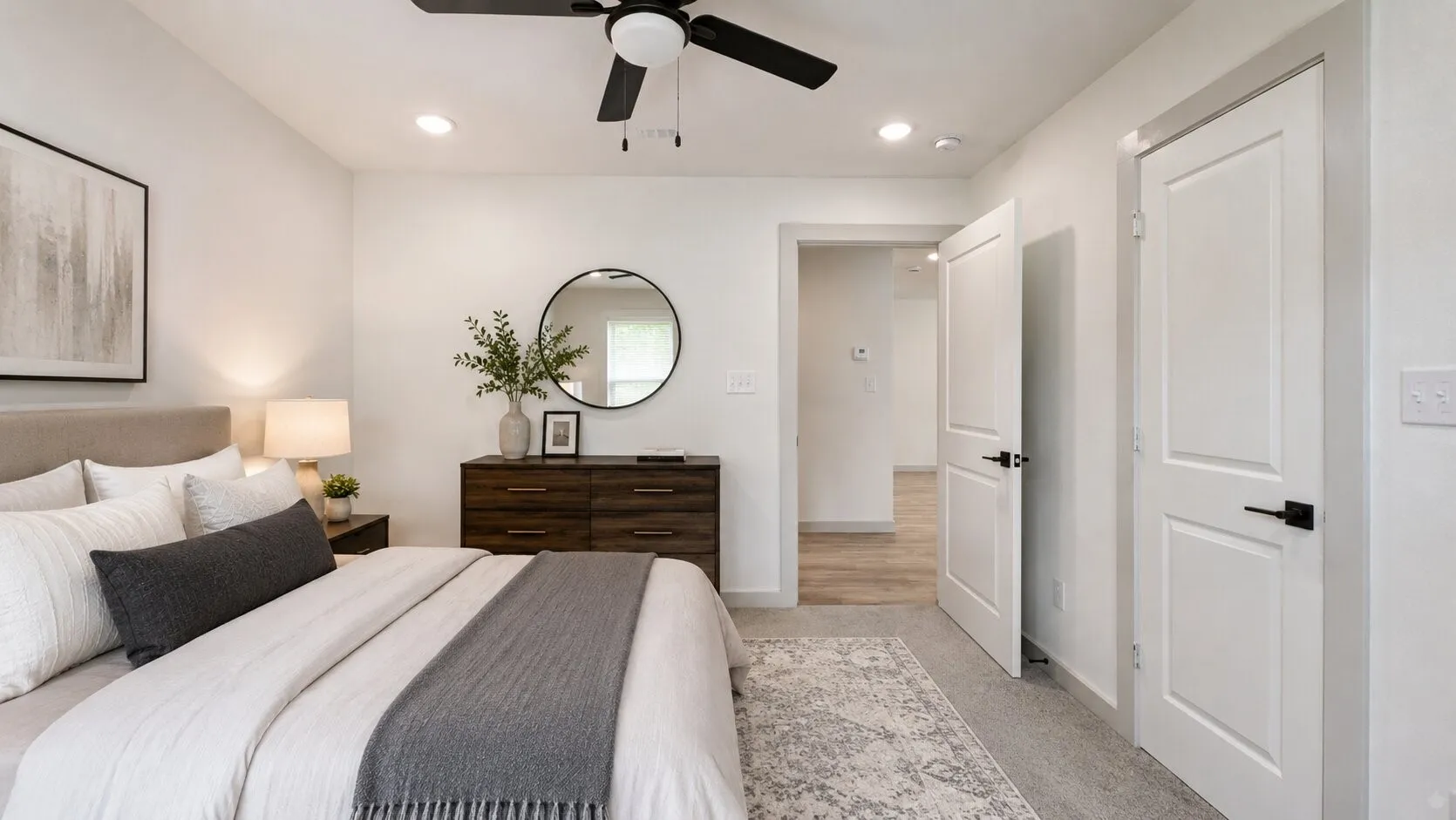 4th Bedroom.
Virtual staging