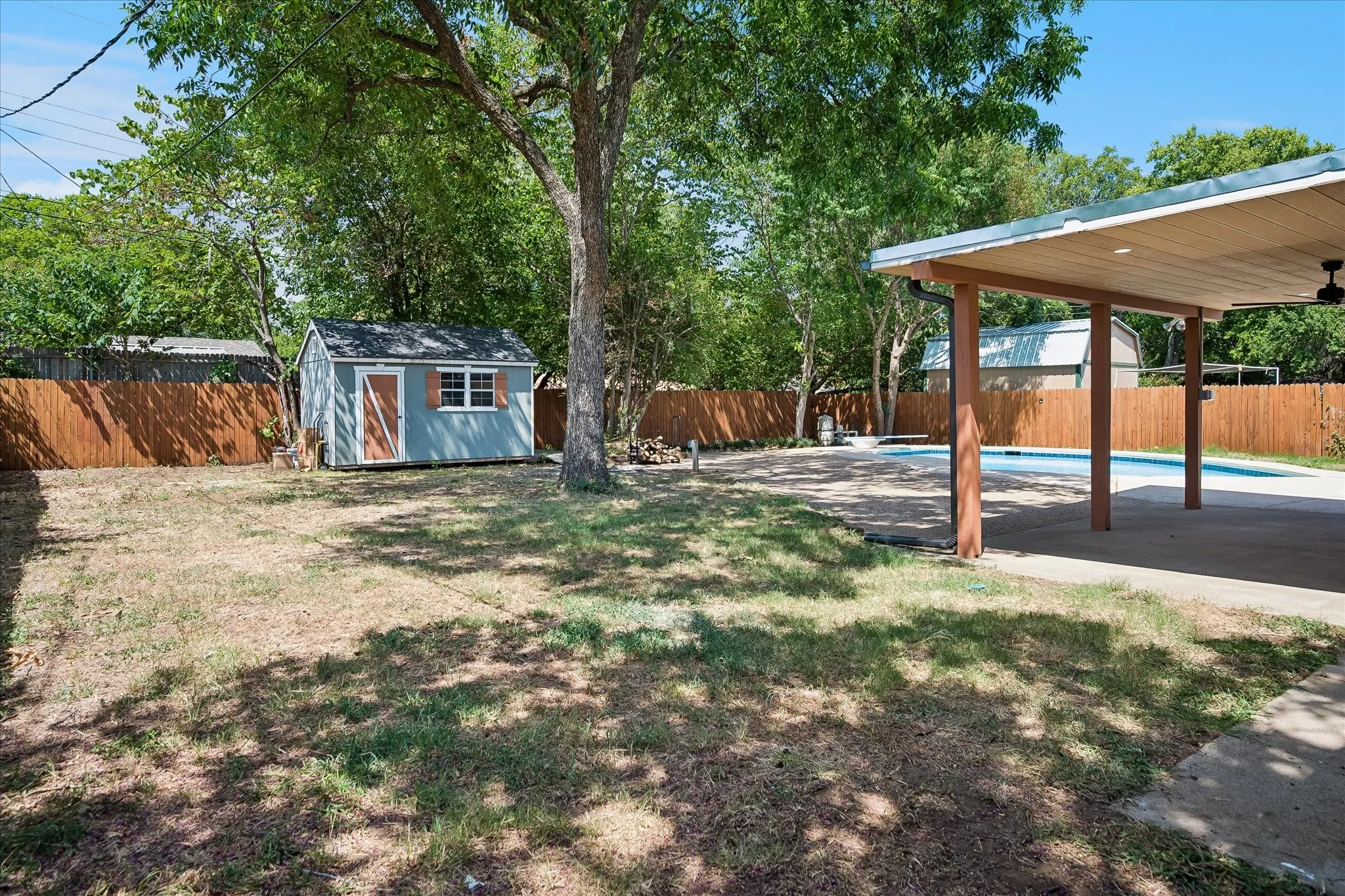 Single Family Residence For Sale in Tarrant County , 6729 Marilyn Lane, North Richland Hills, Texas 76180, 4 Bedroom, 2 Bathroom, Garage spaces, 1,926 Sqft, built in 1960, mls#21353696, Real Estate Agent in North Richland Hills, Homes For Sale in Tarrant county, Homes For Sale in North Richland Hills, Realtor in North Richland Hills Texas, Real Estate Brokerage Independent Realty Texas, Luminita Cordes Realtor