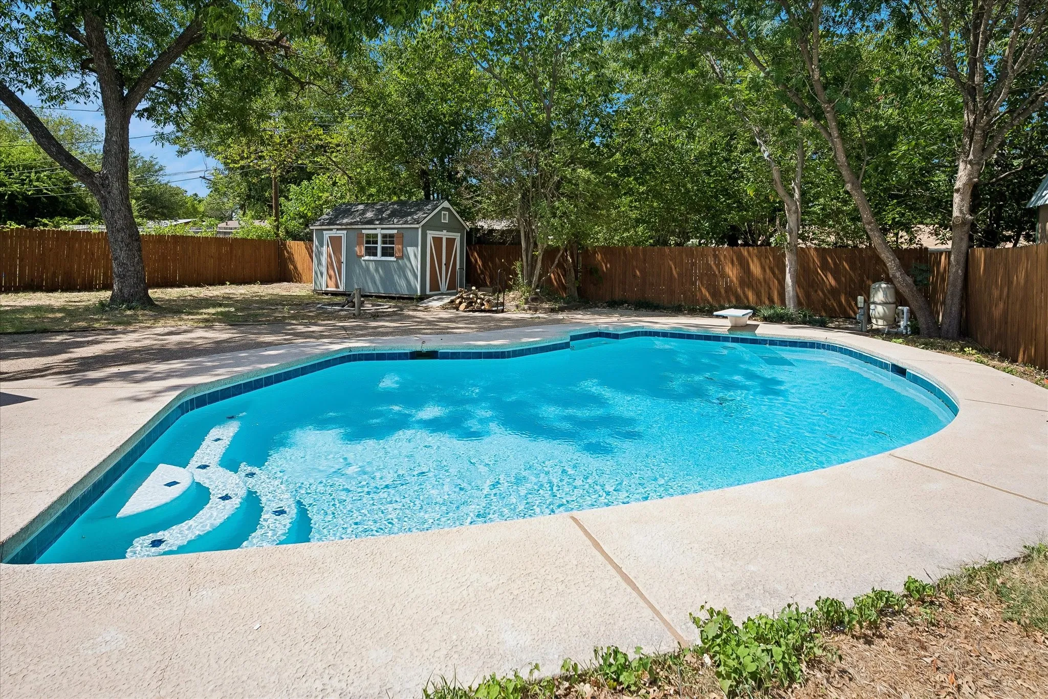 Single Family Residence For Sale in Tarrant County , 6729 Marilyn Lane, North Richland Hills, Texas 76180, 4 Bedroom, 2 Bathroom, Garage spaces, 1,926 Sqft, built in 1960, mls#21353696, Real Estate Agent in North Richland Hills, Homes For Sale in Tarrant county, Homes For Sale in North Richland Hills, Realtor in North Richland Hills Texas, Real Estate Brokerage Independent Realty Texas, Luminita Cordes Realtor
