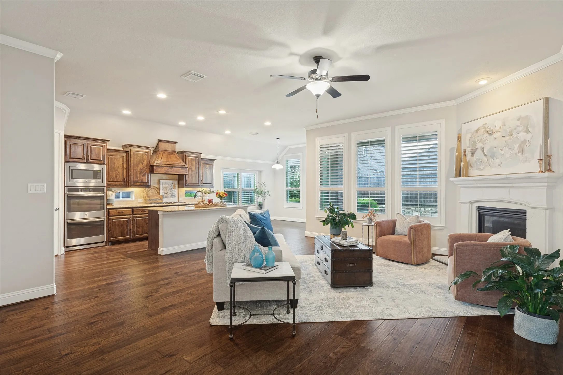 Single Family Residence For Sale in Denton County , 2362 Walnut Grove Lane, Frisco, Texas 75034, 3 Bedroom, 2 Bathroom, 3 Garage spaces, 2,173 Sqft, built in 2014, mls#21351638, Real Estate Agent in Frisco, Homes For Sale in Denton county, Homes For Sale in Frisco, Realtor in Frisco Texas, Real Estate Brokerage Independent Realty Texas, Luminita Cordes Realtor