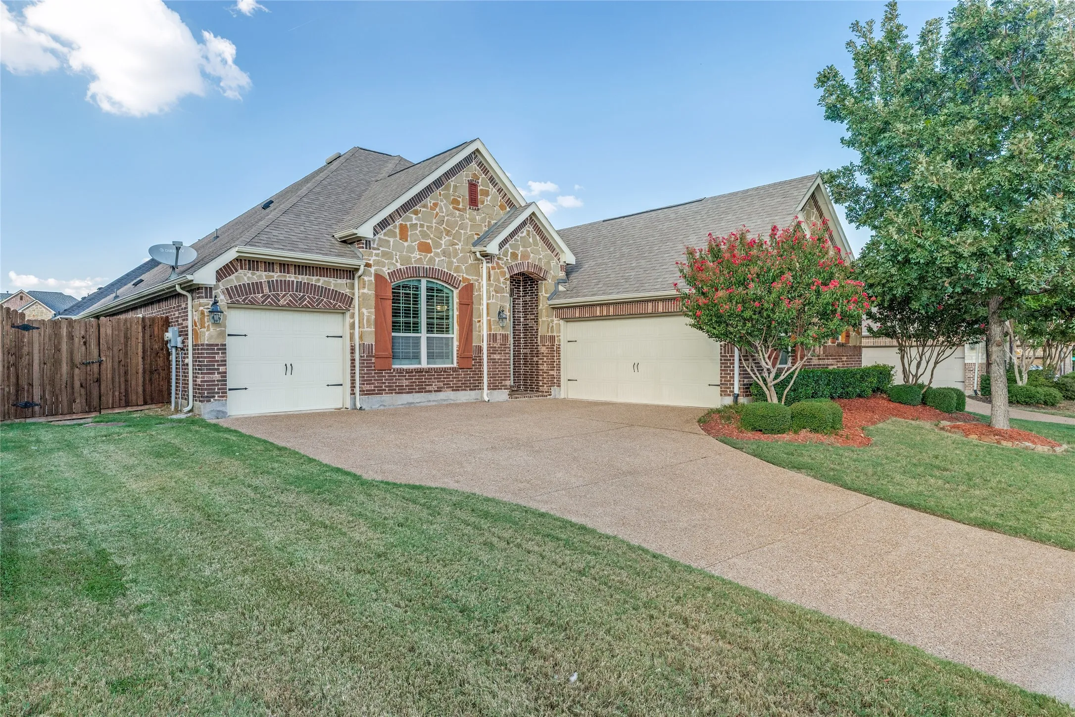 Single Family Residence For Sale
