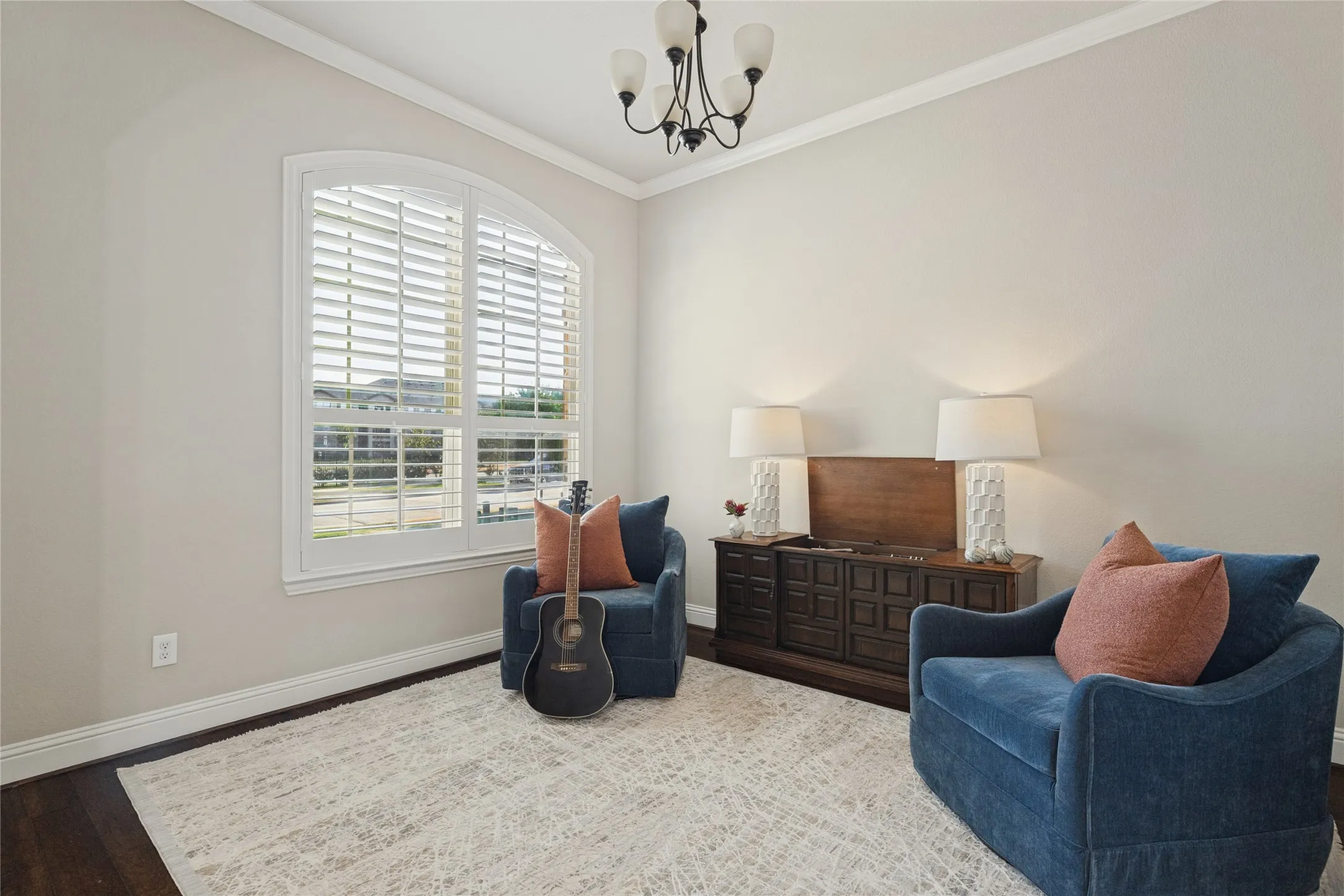 Single Family Residence For Sale in Denton County , 2362 Walnut Grove Lane, Frisco, Texas 75034, 3 Bedroom, 2 Bathroom, 3 Garage spaces, 2,173 Sqft, built in 2014, mls#21351638, Real Estate Agent in Frisco, Homes For Sale in Denton county, Homes For Sale in Frisco, Realtor in Frisco Texas, Real Estate Brokerage Independent Realty Texas, Luminita Cordes Realtor