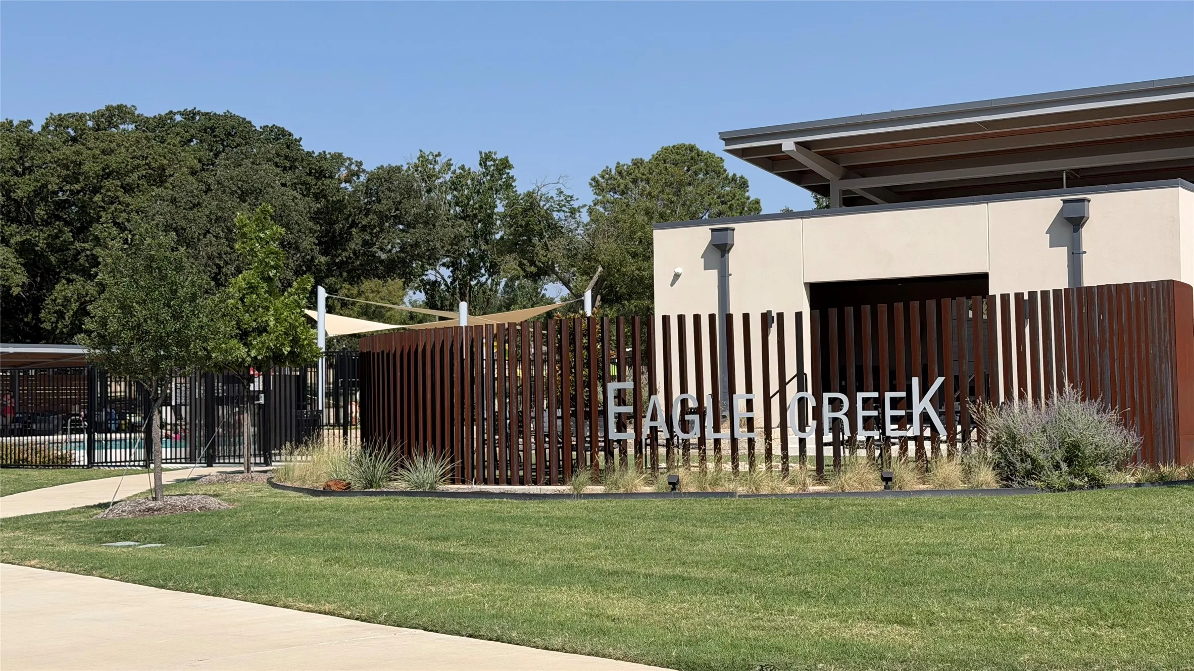 Single Family Residence For Rent in Denton County , 2104 Blackcap Street, Denton, Texas 76205, 3 Bedroom, 2 Bathroom, 2 Garage spaces, 1,575 Sqft, built in 2022, mls#21353744, Real Estate Agent in Denton, Homes For Rent in Denton county, Homes For Rent in Denton, Realtor in Denton Texas, Real Estate Brokerage Independent Realty Texas, Luminita Cordes Realtor