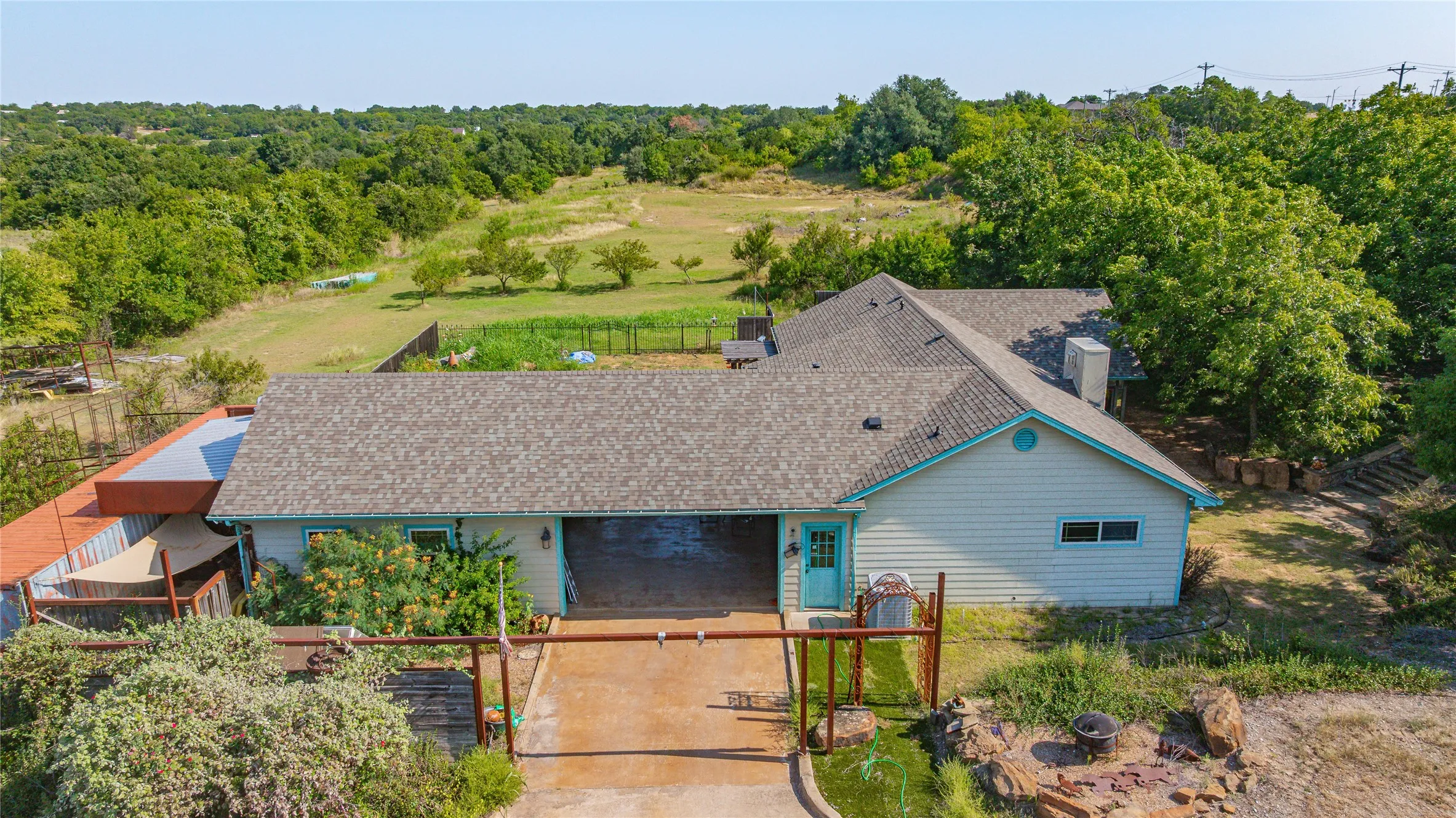 Industrial For Sale in Parker County , 1890 Old Mineral Wells Highway, Weatherford, Texas 76088, 0, 0, Garage spaces, 1,610 Sqft, built in 2011, Price $1,175,000, mls#21349946, Real Estate Agent in Weatherford, Homes For Sale in Parker county, Homes For Sale in Weatherford, Realtor in Weatherford Texas, Real Estate Brokerage Independent Realty Texas, Luminita Cordes Realtor