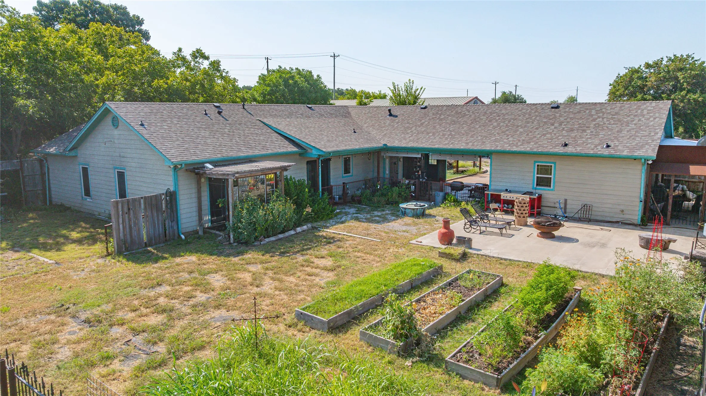 Industrial For Sale in Parker County , 1890 Old Mineral Wells Highway, Weatherford, Texas 76088, 0, 0, Garage spaces, 1,610 Sqft, built in 2011, Price $1,175,000, mls#21349946, Real Estate Agent in Weatherford, Homes For Sale in Parker county, Homes For Sale in Weatherford, Realtor in Weatherford Texas, Real Estate Brokerage Independent Realty Texas, Luminita Cordes Realtor