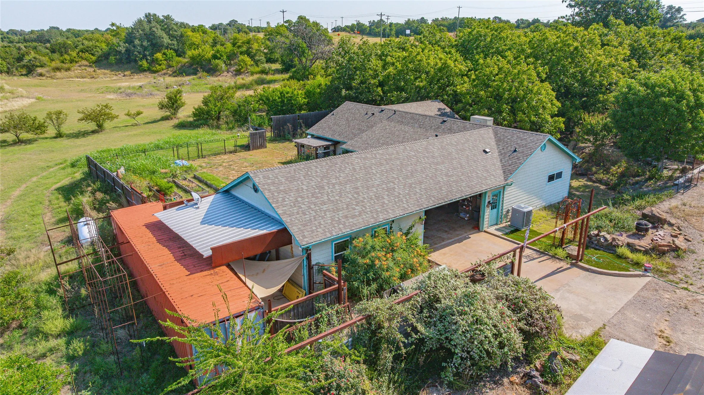 Industrial For Sale in Parker County , 1890 Old Mineral Wells Highway, Weatherford, Texas 76088, 0, 0, Garage spaces, 1,610 Sqft, built in 2011, Price $1,175,000, mls#21349946, Real Estate Agent in Weatherford, Homes For Sale in Parker county, Homes For Sale in Weatherford, Realtor in Weatherford Texas, Real Estate Brokerage Independent Realty Texas, Luminita Cordes Realtor