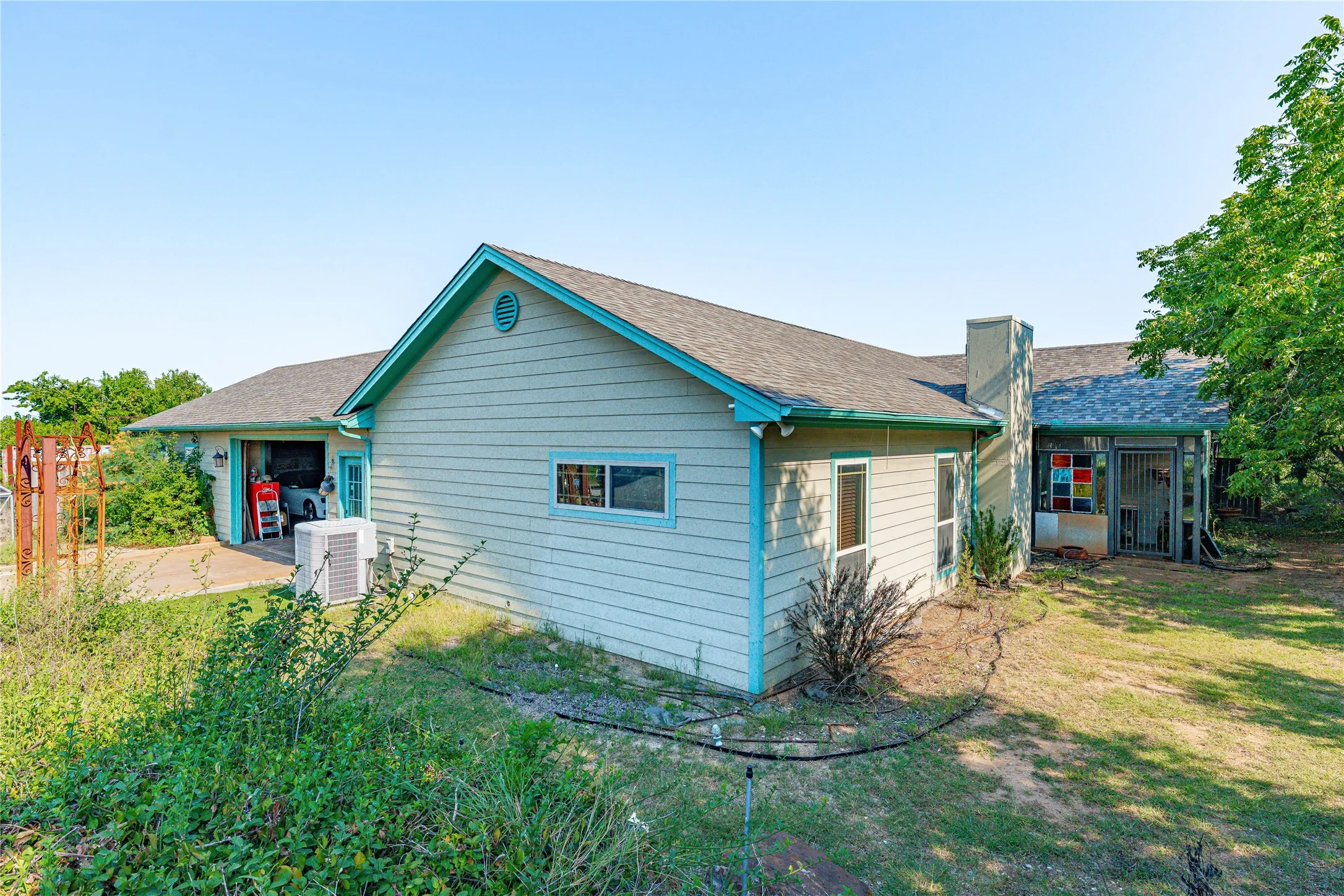 Industrial For Sale in Parker County , 1890 Old Mineral Wells Highway, Weatherford, Texas 76088, 0, 0, Garage spaces, 1,610 Sqft, built in 2011, Price $1,175,000, mls#21349946, Real Estate Agent in Weatherford, Homes For Sale in Parker county, Homes For Sale in Weatherford, Realtor in Weatherford Texas, Real Estate Brokerage Independent Realty Texas, Luminita Cordes Realtor