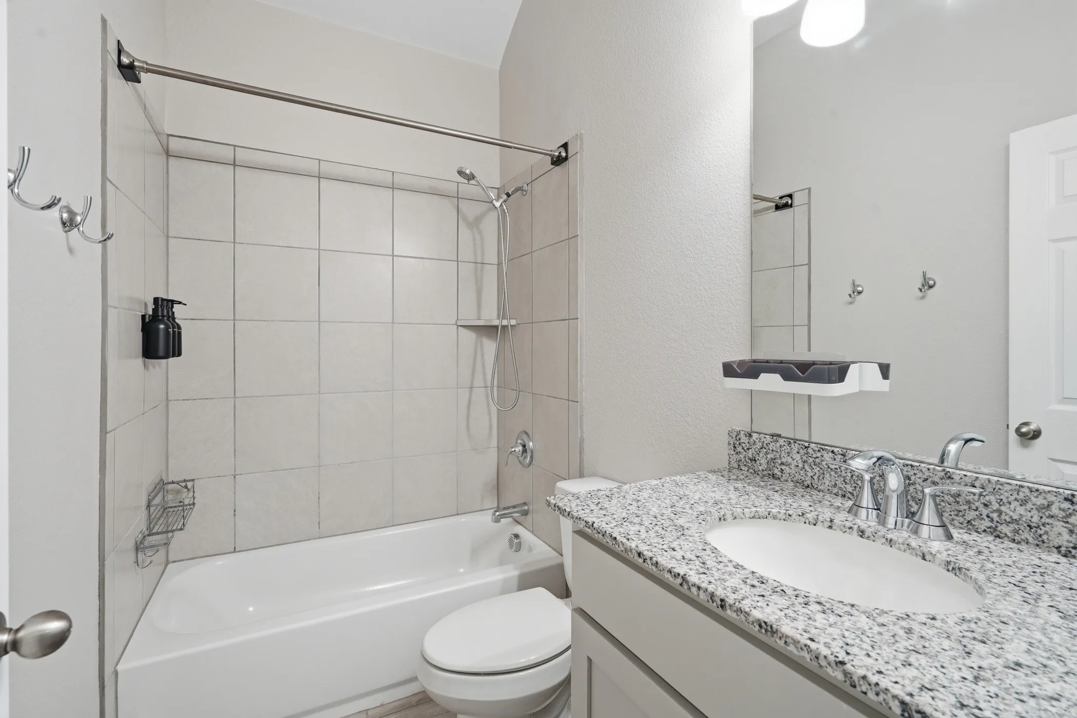 Single Family Residence For Sale in Johnson County , 1133 Rushmore Drive, Burleson, Texas 76028, 5 Bedroom, 4 Bathroom, 2 Garage spaces, 2,526 Sqft, built in 2022, mls#21339624, Real Estate Agent in Burleson, Homes For Sale in Johnson county, Homes For Sale in Burleson, Realtor in Burleson Texas, Real Estate Brokerage Independent Realty Texas, Luminita Cordes Realtor