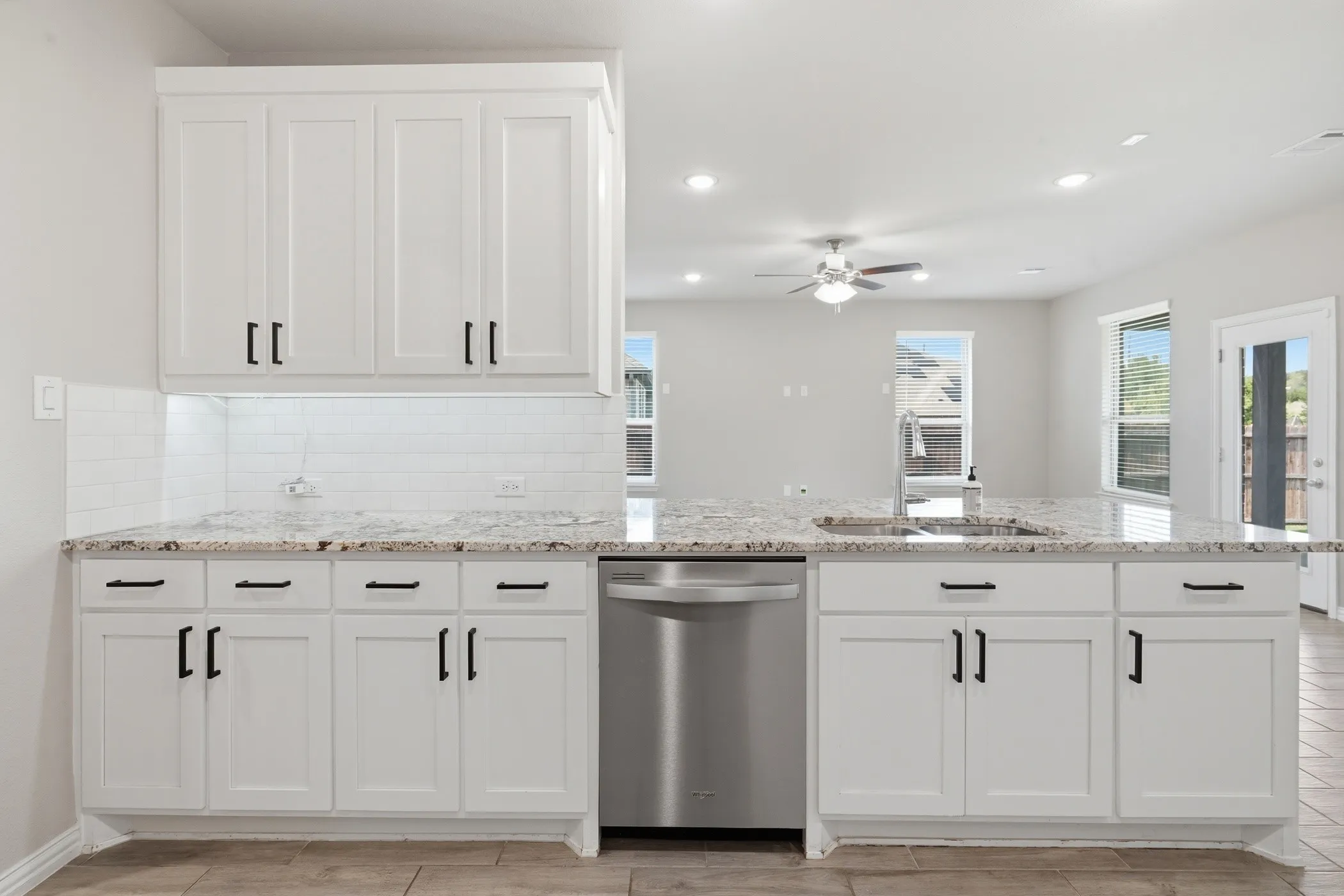 Single Family Residence For Sale in Johnson County , 1133 Rushmore Drive, Burleson, Texas 76028, 5 Bedroom, 4 Bathroom, 2 Garage spaces, 2,526 Sqft, built in 2022, mls#21339624, Real Estate Agent in Burleson, Homes For Sale in Johnson county, Homes For Sale in Burleson, Realtor in Burleson Texas, Real Estate Brokerage Independent Realty Texas, Luminita Cordes Realtor