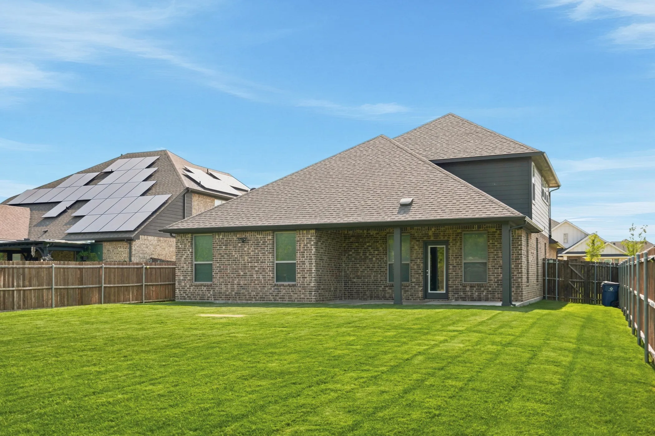 Single Family Residence For Sale in Johnson County , 1133 Rushmore Drive, Burleson, Texas 76028, 5 Bedroom, 4 Bathroom, 2 Garage spaces, 2,526 Sqft, built in 2022, mls#21339624, Real Estate Agent in Burleson, Homes For Sale in Johnson county, Homes For Sale in Burleson, Realtor in Burleson Texas, Real Estate Brokerage Independent Realty Texas, Luminita Cordes Realtor