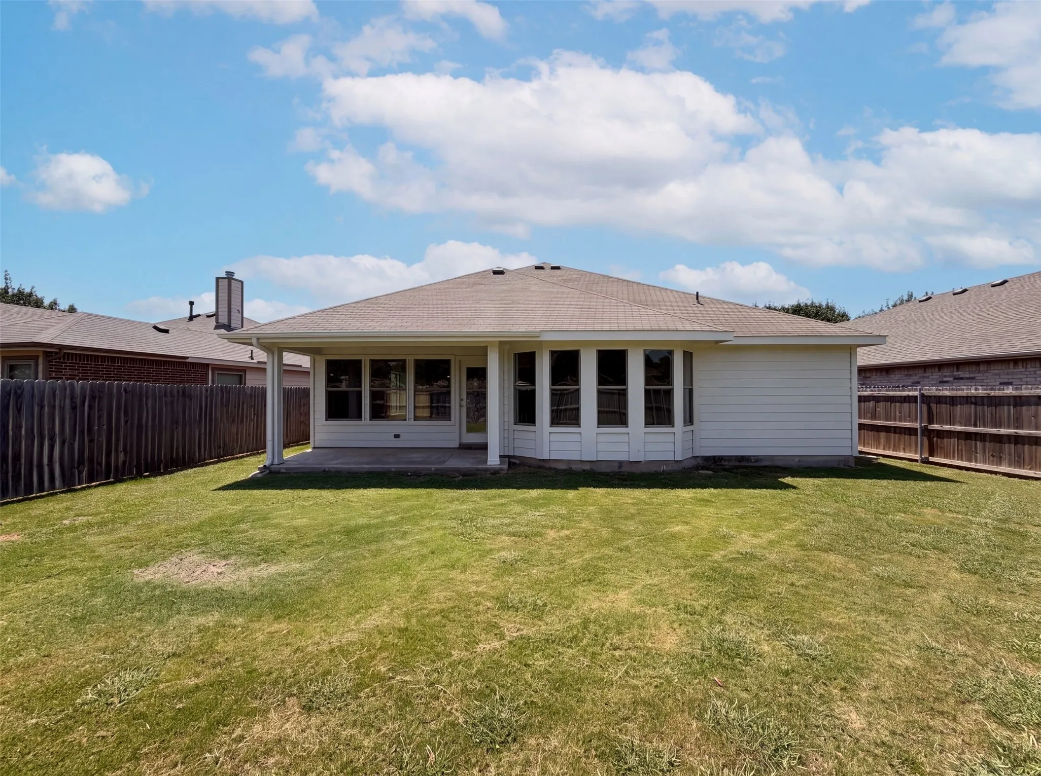 Single Family Residence For Sale in Tarrant County , 632 Stirrup Bar Drive, Fort Worth, Texas 76179, 3 Bedroom, 2 Bathroom, 2 Garage spaces, 1,797 Sqft, built in 2007, mls#21353771, Real Estate Agent in Fort Worth, Homes For Sale in Tarrant county, Homes For Sale in Fort Worth, Realtor in Fort Worth Texas, Real Estate Brokerage Independent Realty Texas, Luminita Cordes Realtor