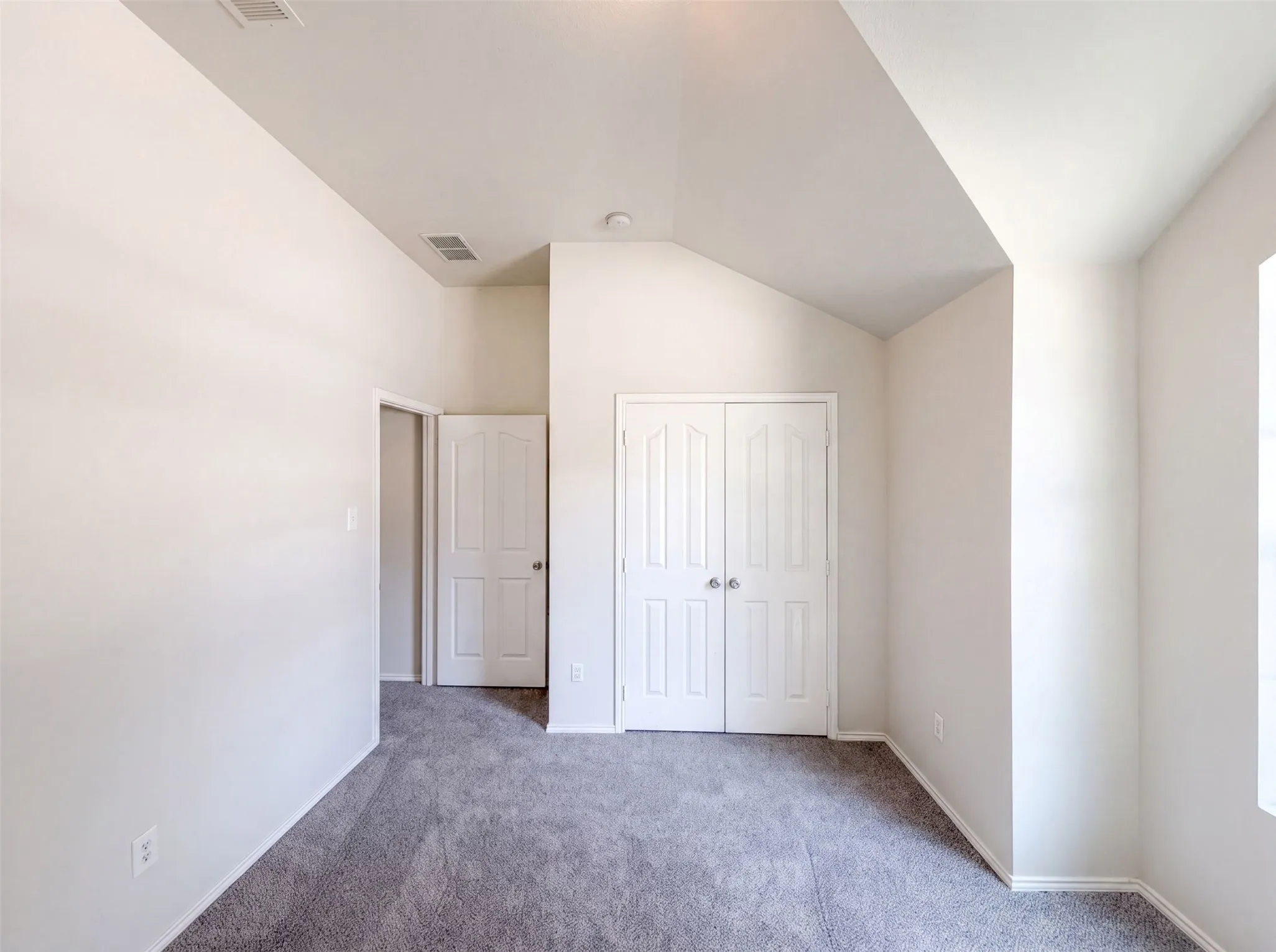 Single Family Residence For Sale in Tarrant County , 632 Stirrup Bar Drive, Fort Worth, Texas 76179, 3 Bedroom, 2 Bathroom, 2 Garage spaces, 1,797 Sqft, built in 2007, mls#21353771, Real Estate Agent in Fort Worth, Homes For Sale in Tarrant county, Homes For Sale in Fort Worth, Realtor in Fort Worth Texas, Real Estate Brokerage Independent Realty Texas, Luminita Cordes Realtor