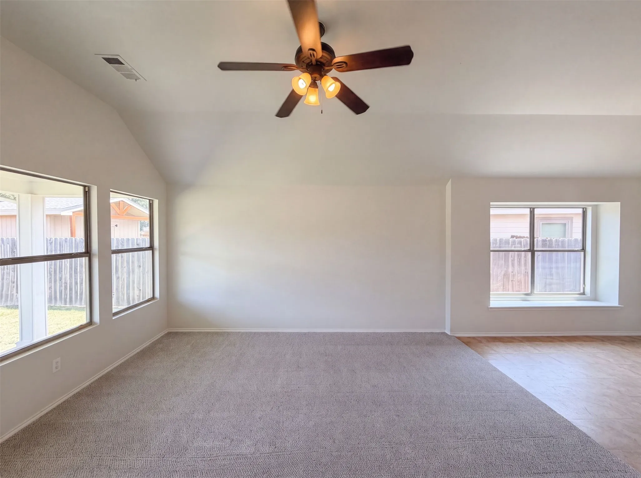 Single Family Residence For Sale in Tarrant County , 632 Stirrup Bar Drive, Fort Worth, Texas 76179, 3 Bedroom, 2 Bathroom, 2 Garage spaces, 1,797 Sqft, built in 2007, mls#21353771, Real Estate Agent in Fort Worth, Homes For Sale in Tarrant county, Homes For Sale in Fort Worth, Realtor in Fort Worth Texas, Real Estate Brokerage Independent Realty Texas, Luminita Cordes Realtor