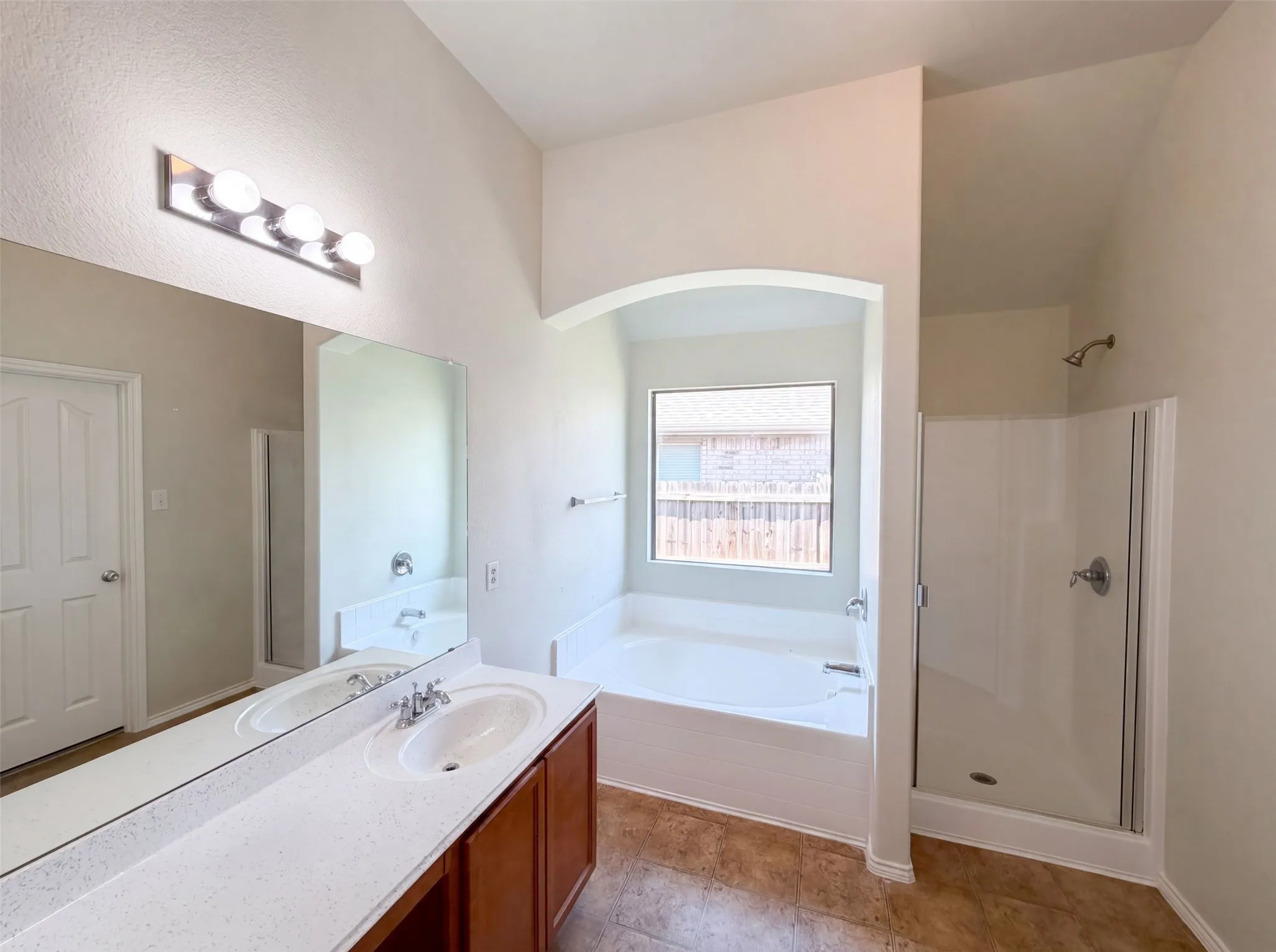 Single Family Residence For Sale in Tarrant County , 632 Stirrup Bar Drive, Fort Worth, Texas 76179, 3 Bedroom, 2 Bathroom, 2 Garage spaces, 1,797 Sqft, built in 2007, mls#21353771, Real Estate Agent in Fort Worth, Homes For Sale in Tarrant county, Homes For Sale in Fort Worth, Realtor in Fort Worth Texas, Real Estate Brokerage Independent Realty Texas, Luminita Cordes Realtor