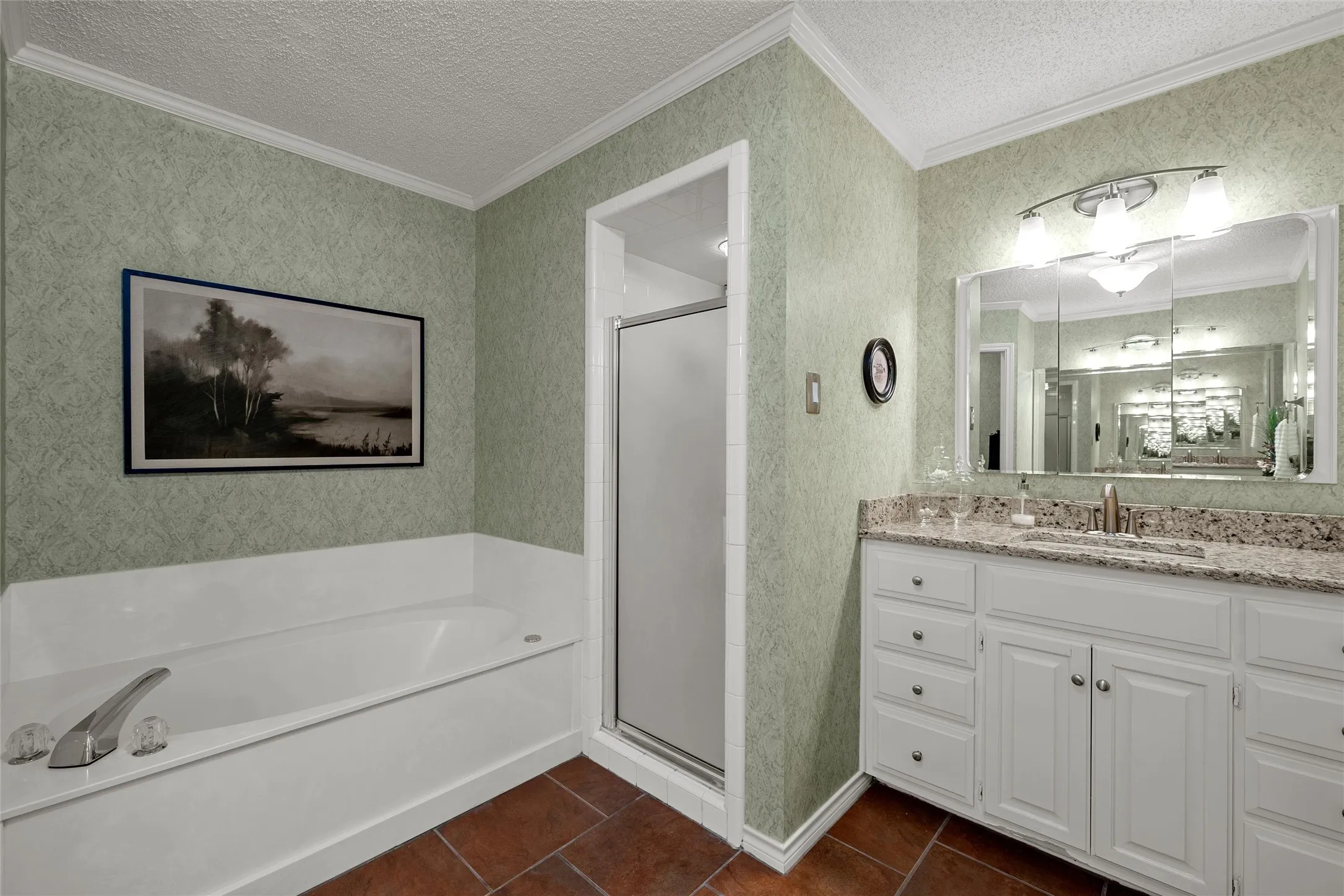 Single Family Residence For Sale in Mc Lennan County , 316 Tree Grove, Woodway, Texas 76712, 3 Bedroom, 3 Bathroom, 1 Garage spaces, 2,007 Sqft, built in 1991, mls#21349365, Real Estate Agent in Woodway, Homes For Sale in Mc Lennan county, Homes For Sale in Woodway, Realtor in Woodway Texas, Real Estate Brokerage Independent Realty Texas, Luminita Cordes Realtor