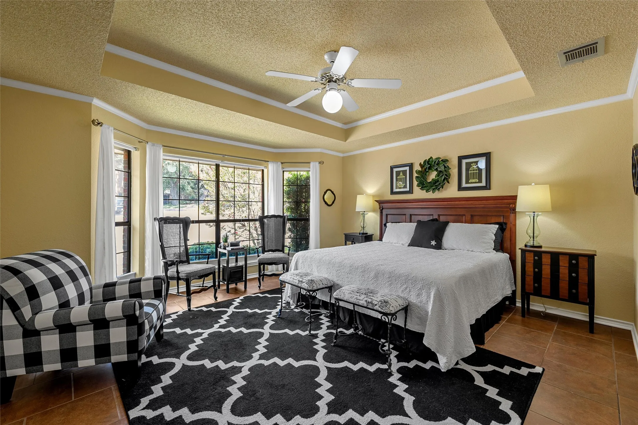 Single Family Residence For Sale in Mc Lennan County , 316 Tree Grove, Woodway, Texas 76712, 3 Bedroom, 3 Bathroom, 1 Garage spaces, 2,007 Sqft, built in 1991, mls#21349365, Real Estate Agent in Woodway, Homes For Sale in Mc Lennan county, Homes For Sale in Woodway, Realtor in Woodway Texas, Real Estate Brokerage Independent Realty Texas, Luminita Cordes Realtor