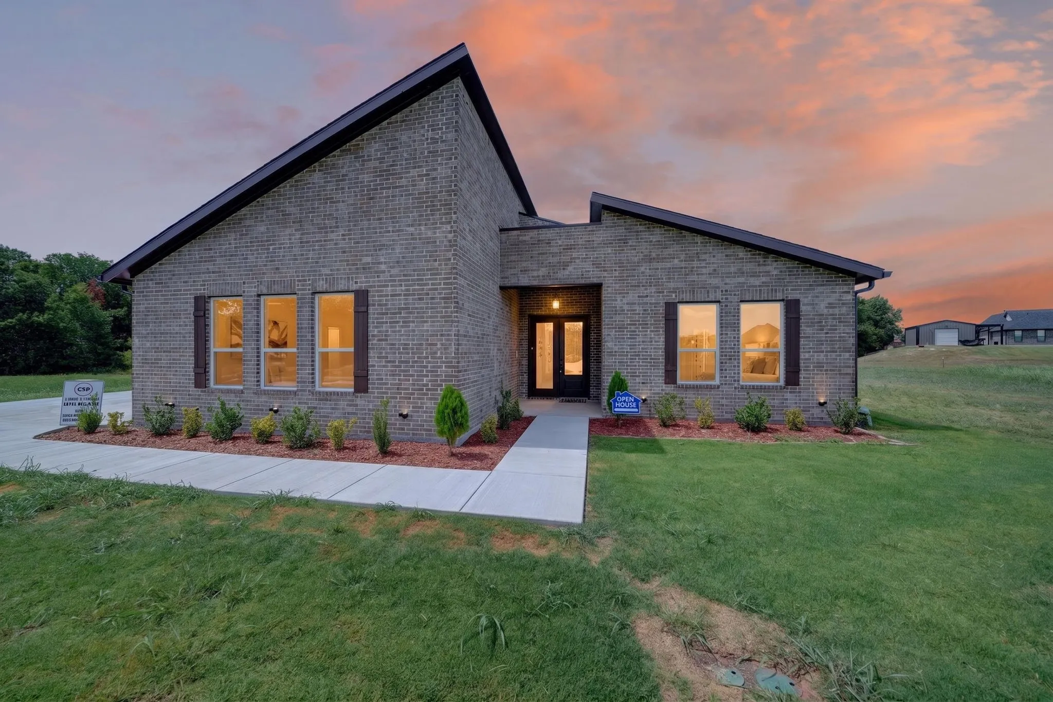 Single Family Residence For Sale in Ellis County , 1250 Southfork, Waxahachie, Texas 75167, 4 Bedroom, 3 Bathroom, 2 Garage spaces, 2,947 Sqft, built in 2026, mls#21353785, Real Estate Agent in Waxahachie, Homes For Sale in Ellis county, Homes For Sale in Waxahachie, Realtor in Waxahachie Texas, Real Estate Brokerage Independent Realty Texas, Luminita Cordes Realtor