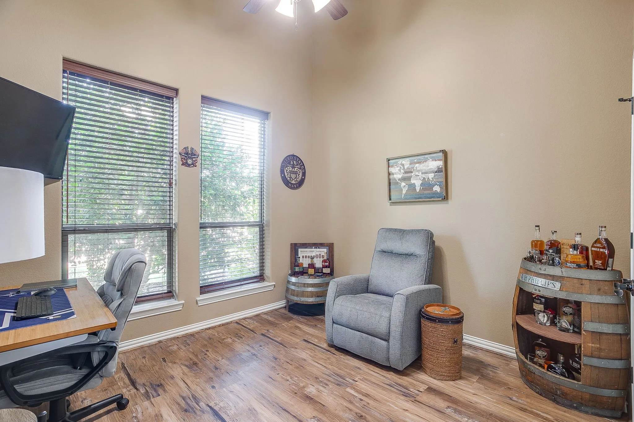 Single Family Residence For Sale in Johnson County , 8401 Fullerton Drive, Cleburne, Texas 76033, 5 Bedroom, 3 Bathroom, 3 Garage spaces, 2,800 Sqft, built in 2013, mls#21353642, Real Estate Agent in Cleburne, Homes For Sale in Johnson county, Homes For Sale in Cleburne, Realtor in Cleburne Texas, Real Estate Brokerage Independent Realty Texas, Luminita Cordes Realtor