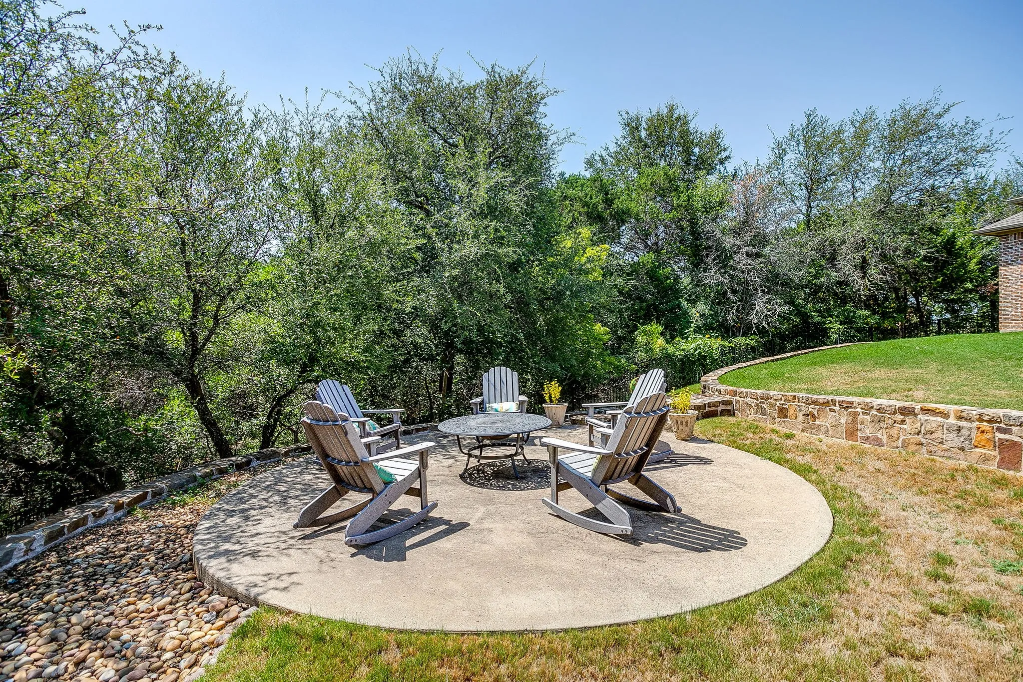 Single Family Residence For Sale in Johnson County , 8401 Fullerton Drive, Cleburne, Texas 76033, 5 Bedroom, 3 Bathroom, 3 Garage spaces, 2,800 Sqft, built in 2013, mls#21353642, Real Estate Agent in Cleburne, Homes For Sale in Johnson county, Homes For Sale in Cleburne, Realtor in Cleburne Texas, Real Estate Brokerage Independent Realty Texas, Luminita Cordes Realtor