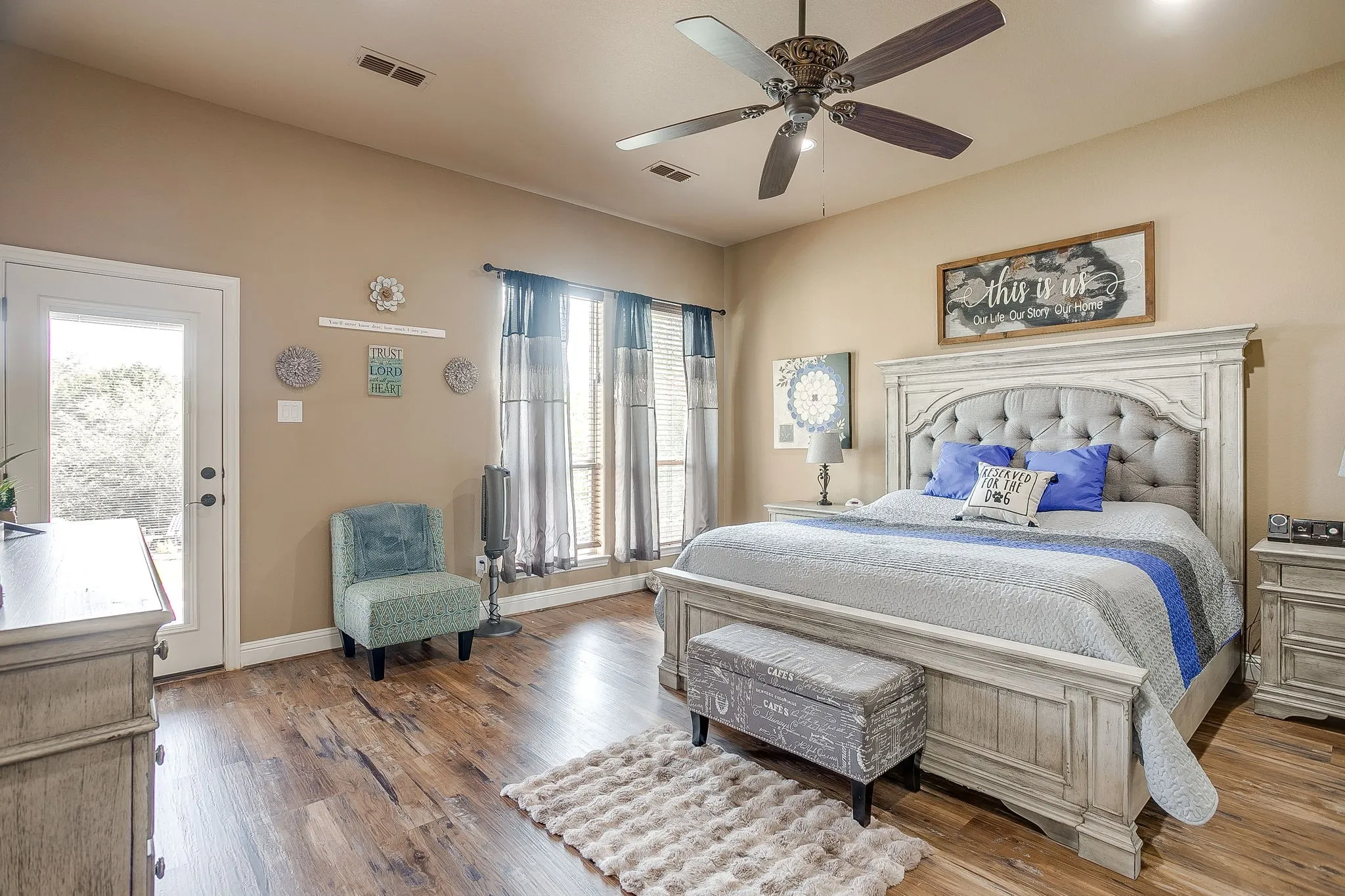 Single Family Residence For Sale in Johnson County , 8401 Fullerton Drive, Cleburne, Texas 76033, 5 Bedroom, 3 Bathroom, 3 Garage spaces, 2,800 Sqft, built in 2013, mls#21353642, Real Estate Agent in Cleburne, Homes For Sale in Johnson county, Homes For Sale in Cleburne, Realtor in Cleburne Texas, Real Estate Brokerage Independent Realty Texas, Luminita Cordes Realtor
