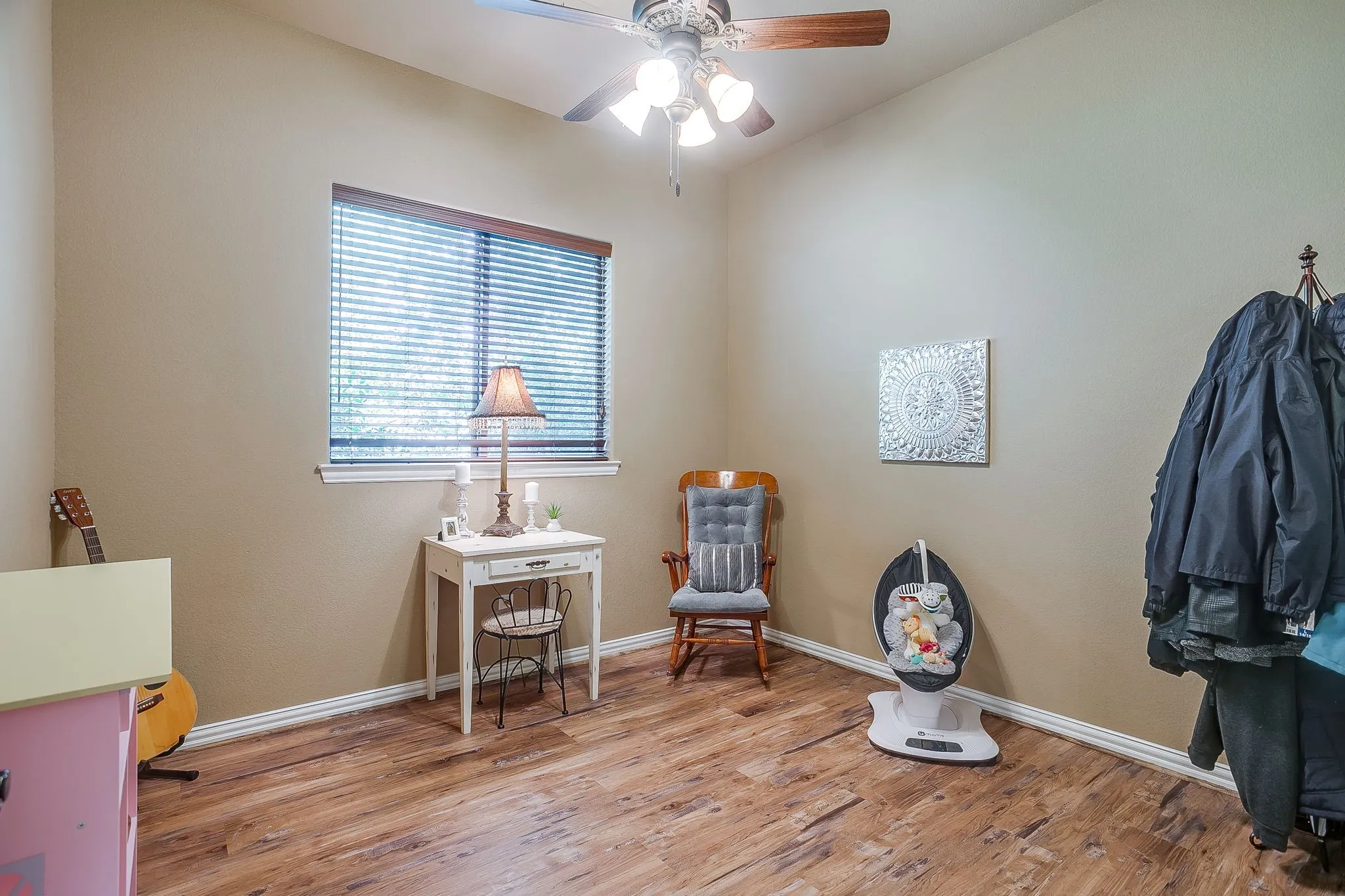 Single Family Residence For Sale in Johnson County , 8401 Fullerton Drive, Cleburne, Texas 76033, 5 Bedroom, 3 Bathroom, 3 Garage spaces, 2,800 Sqft, built in 2013, mls#21353642, Real Estate Agent in Cleburne, Homes For Sale in Johnson county, Homes For Sale in Cleburne, Realtor in Cleburne Texas, Real Estate Brokerage Independent Realty Texas, Luminita Cordes Realtor