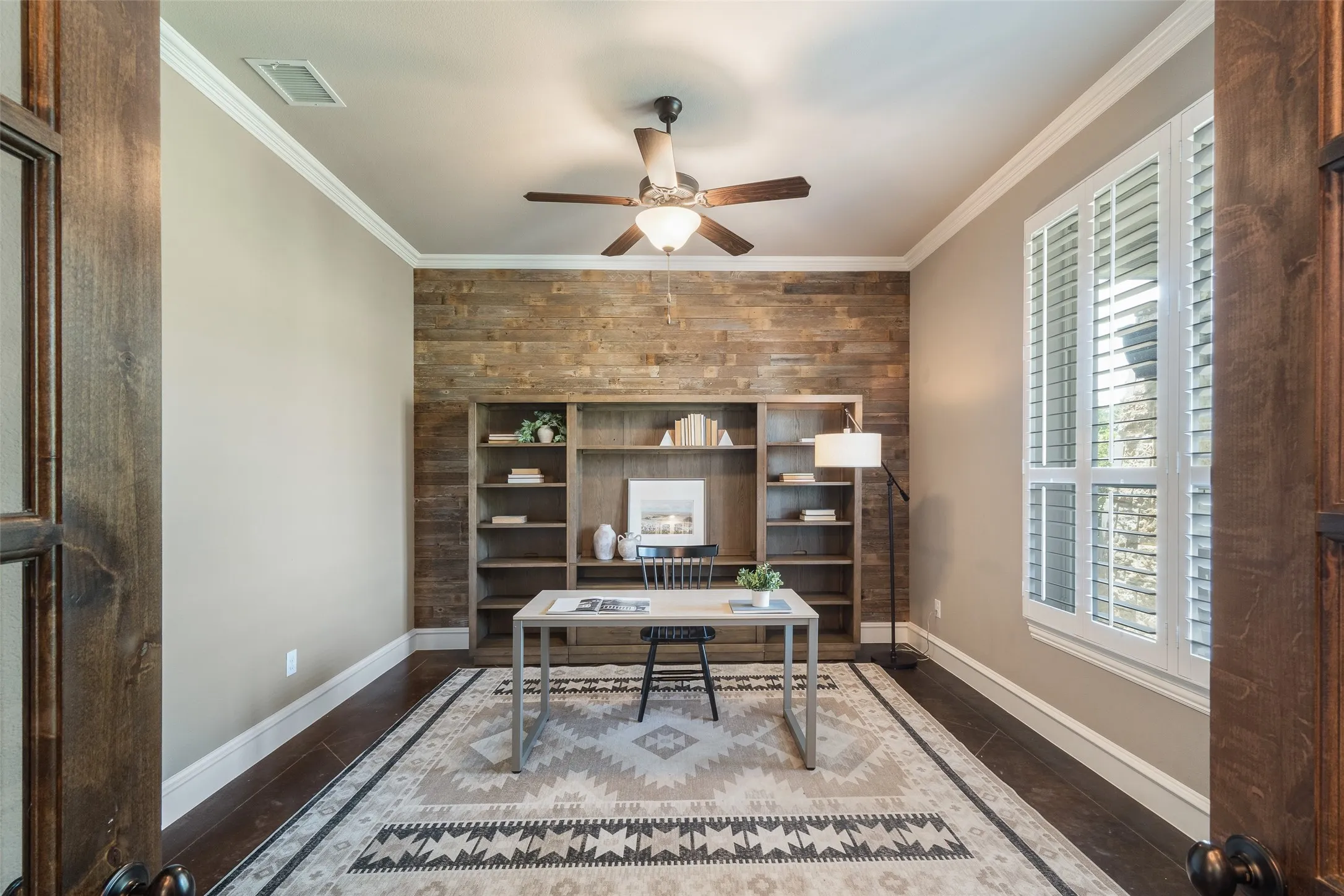 Single Family Residence For Sale in Collin County , 4640 Lake Breeze Drive, Mc Kinney, Texas 75071, 5 Bedroom, 3 Bathroom, 3 Garage spaces, 3,788 Sqft, built in 2016, mls#21353701, Real Estate Agent in Mc Kinney, Homes For Sale in Collin county, Homes For Sale in Mc Kinney, Realtor in Mc Kinney Texas, Real Estate Brokerage Independent Realty Texas, Luminita Cordes Realtor