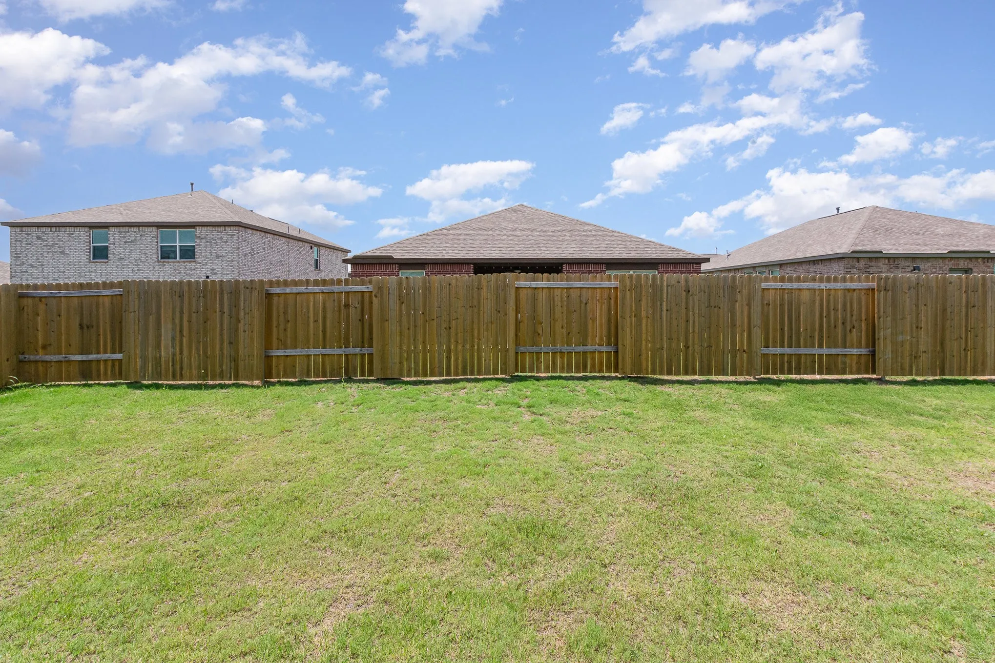 Single Family Residence For Sale in Collin County , 2117 Jeanine Drive, Anna, Texas 75409, 5 Bedroom, 3 Bathroom, 2 Garage spaces, 2,703 Sqft, built in 2022, mls#21353709, Real Estate Agent in Anna, Homes For Sale in Collin county, Homes For Sale in Anna, Realtor in Anna Texas, Real Estate Brokerage Independent Realty Texas, Luminita Cordes Realtor
