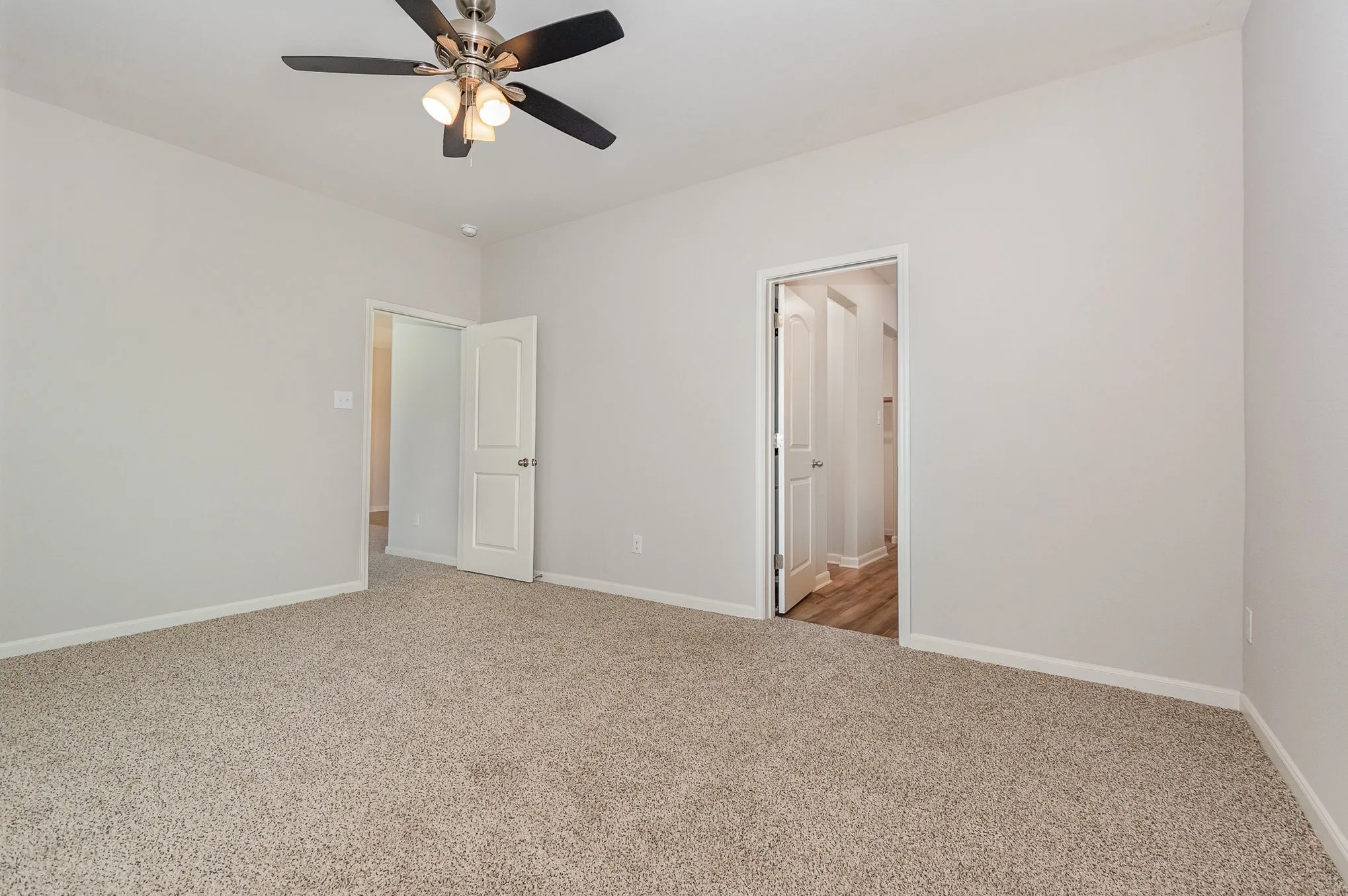 Single Family Residence For Sale in Collin County , 2117 Jeanine Drive, Anna, Texas 75409, 5 Bedroom, 3 Bathroom, 2 Garage spaces, 2,703 Sqft, built in 2022, mls#21353709, Real Estate Agent in Anna, Homes For Sale in Collin county, Homes For Sale in Anna, Realtor in Anna Texas, Real Estate Brokerage Independent Realty Texas, Luminita Cordes Realtor