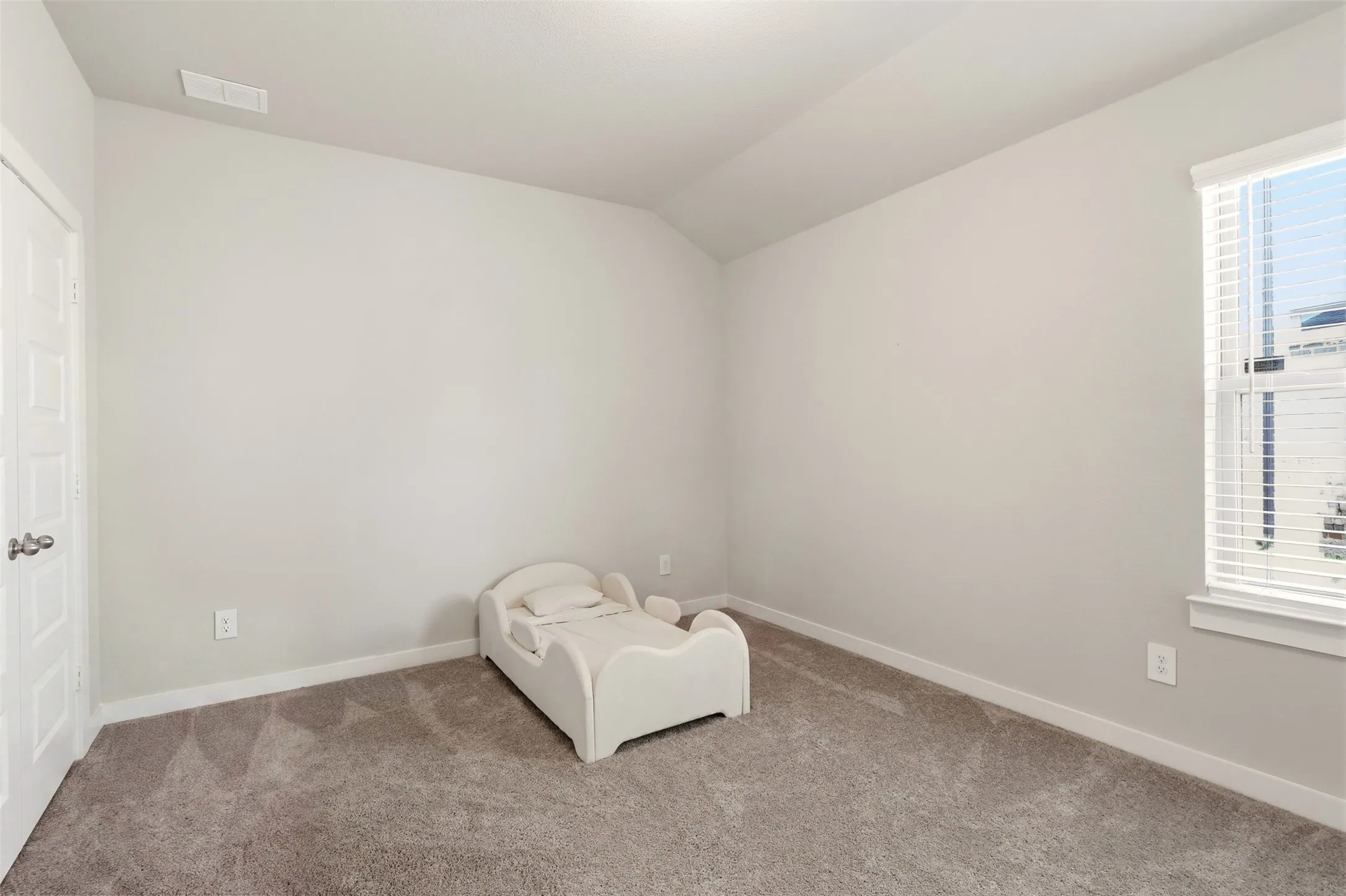 Single Family Residence For Sale in Collin County , 2513 Moser Lane, Royse City, Texas 75189, 4 Bedroom, 3 Bathroom, 2 Garage spaces, 2,174 Sqft, built in 2021, mls#21342367, Real Estate Agent in Royse City, Homes For Sale in Collin county, Homes For Sale in Royse City, Realtor in Royse City Texas, Real Estate Brokerage Independent Realty Texas, Luminita Cordes Realtor