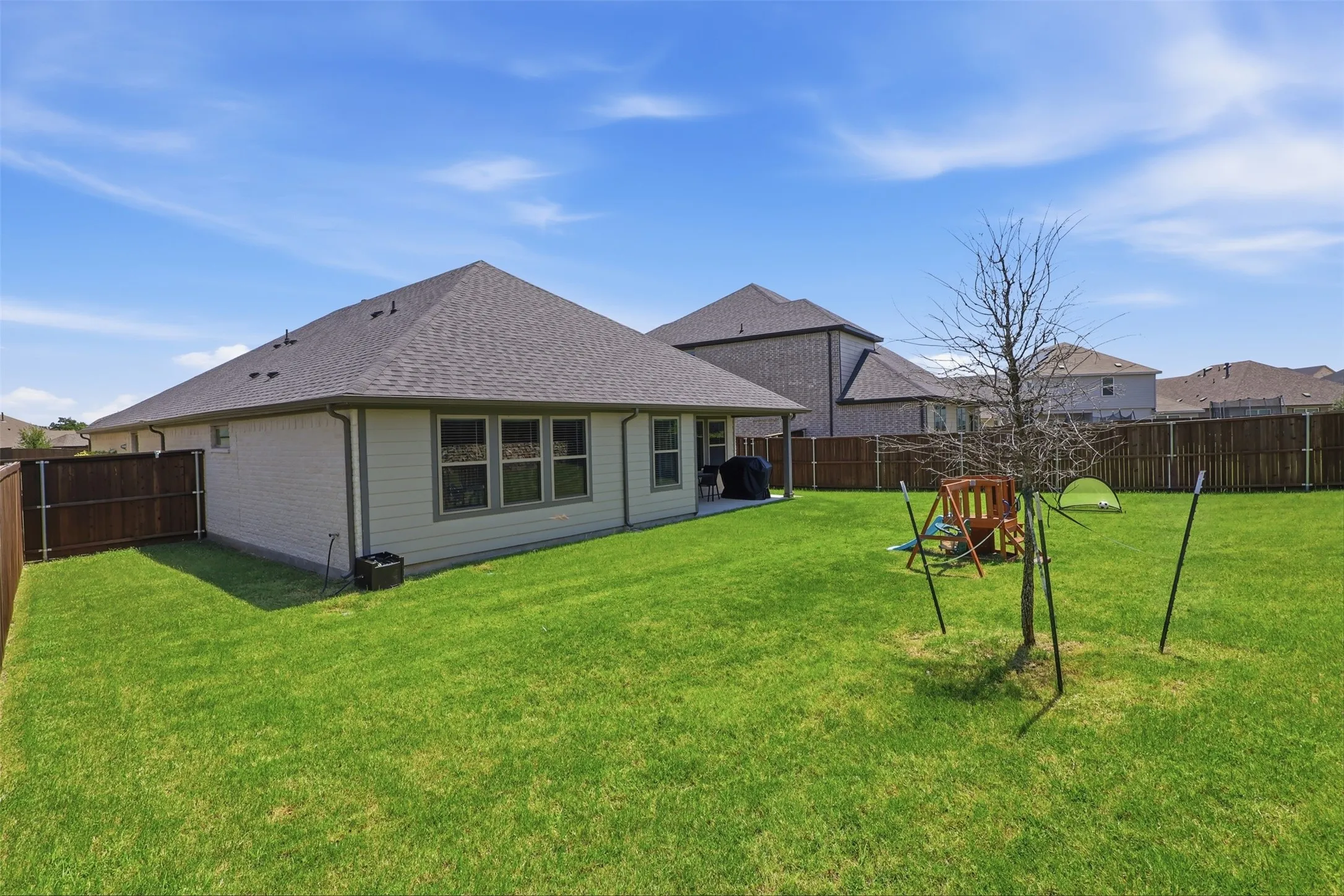 Single Family Residence For Sale in Collin County , 2513 Moser Lane, Royse City, Texas 75189, 4 Bedroom, 3 Bathroom, 2 Garage spaces, 2,174 Sqft, built in 2021, mls#21342367, Real Estate Agent in Royse City, Homes For Sale in Collin county, Homes For Sale in Royse City, Realtor in Royse City Texas, Real Estate Brokerage Independent Realty Texas, Luminita Cordes Realtor