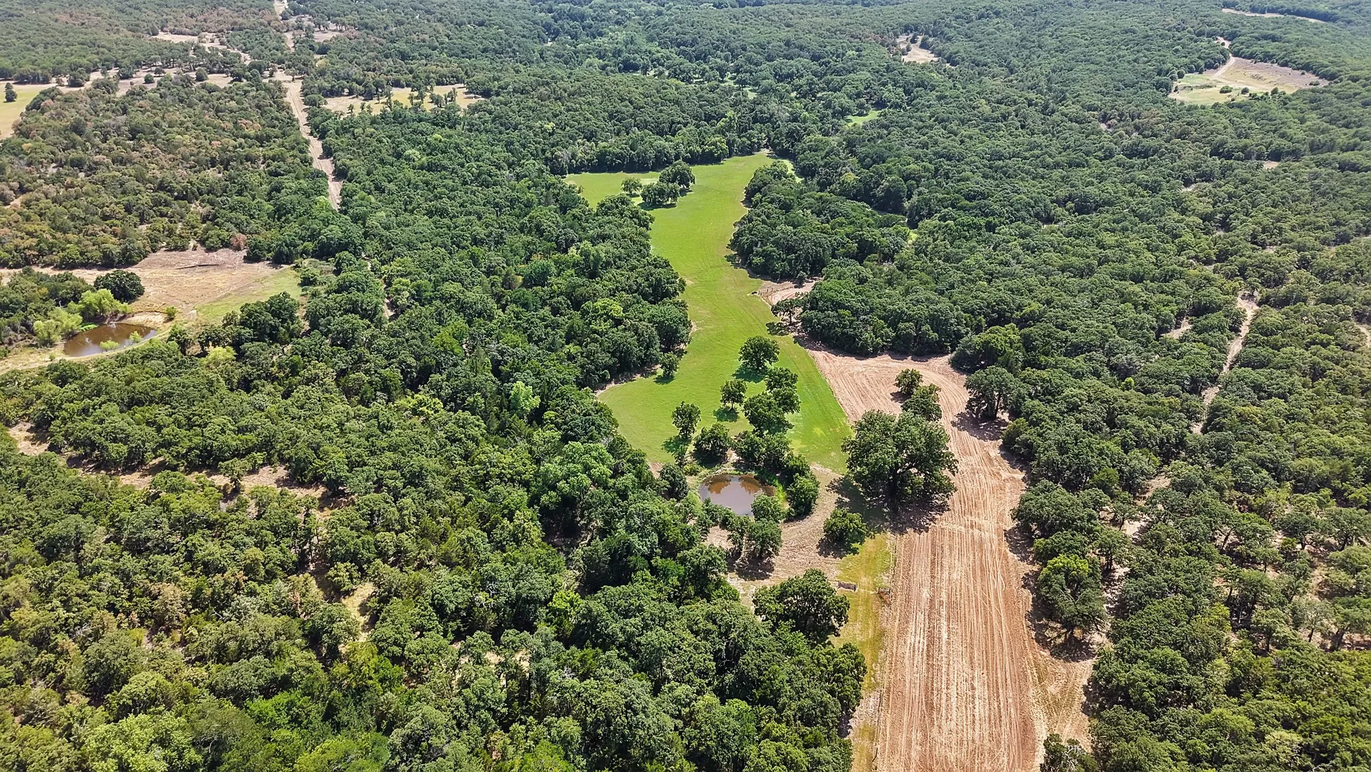 Ranch For Sale in Montague County , 415 Southwood Street, Bowie, Texas 76230, 0, 0, Garage spaces, 0 Sqft, built in 1994, mls#21351344, Real Estate Agent in Bowie, Homes For Sale in Montague county, Homes For Sale in Bowie, Realtor in Bowie Texas, Real Estate Brokerage Independent Realty Texas, Luminita Cordes Realtor