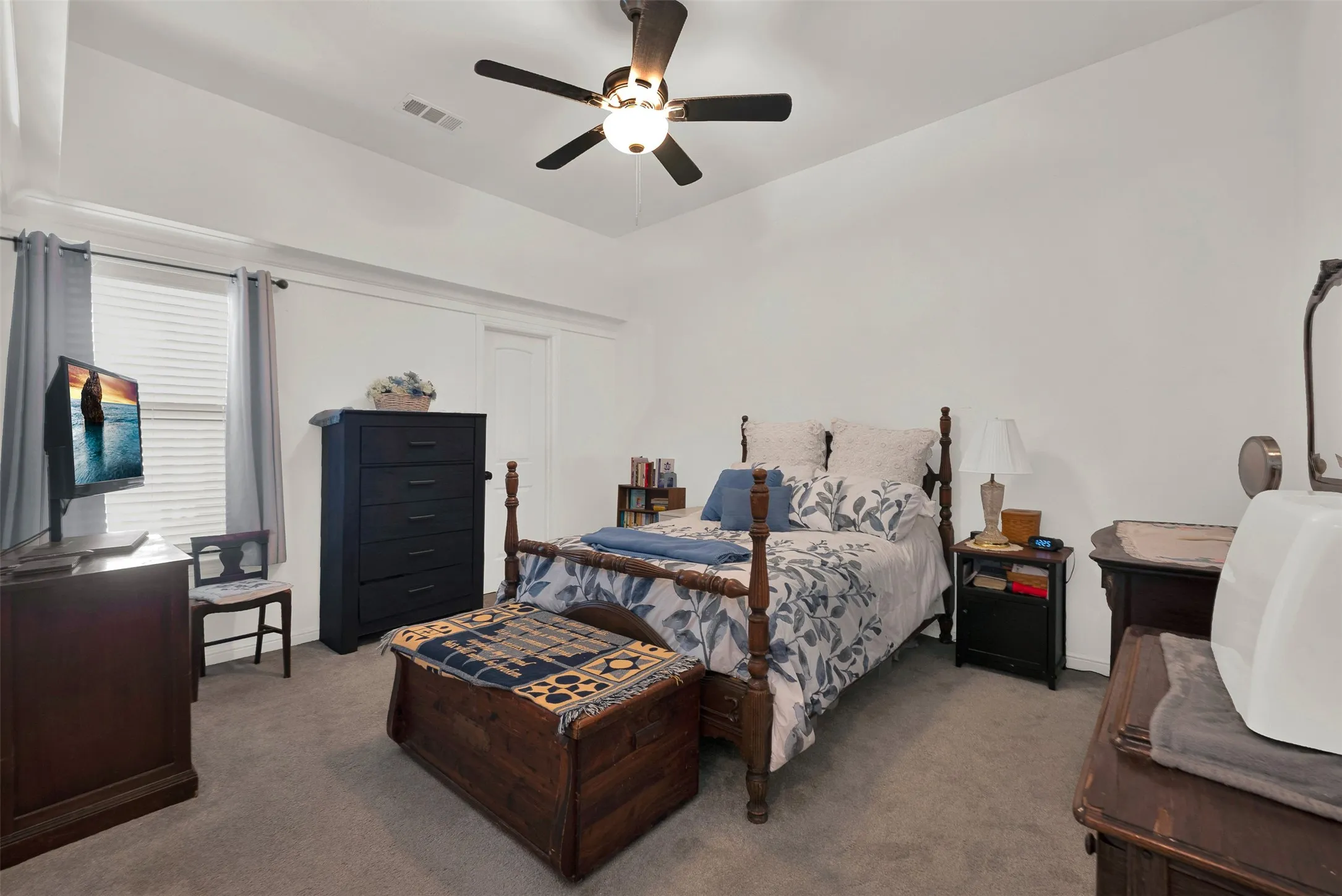 Single Family Residence For Sale in Parker County , 141 Birdie Drive, Lipan, Texas 76462, 4 Bedrooms, 3 Bathrooms, 3 Garage spaces, 3,008 Sqft, built in 2005, Price $549,000, mls#21343969, Real Estate Agent in Lipan, Homes For Sale in Parker county, Homes For Sale in Lipan, Realtor in Lipan Texas, Real Estate Brokerage Independent Realty Texas, Luminita Cordes Realtor