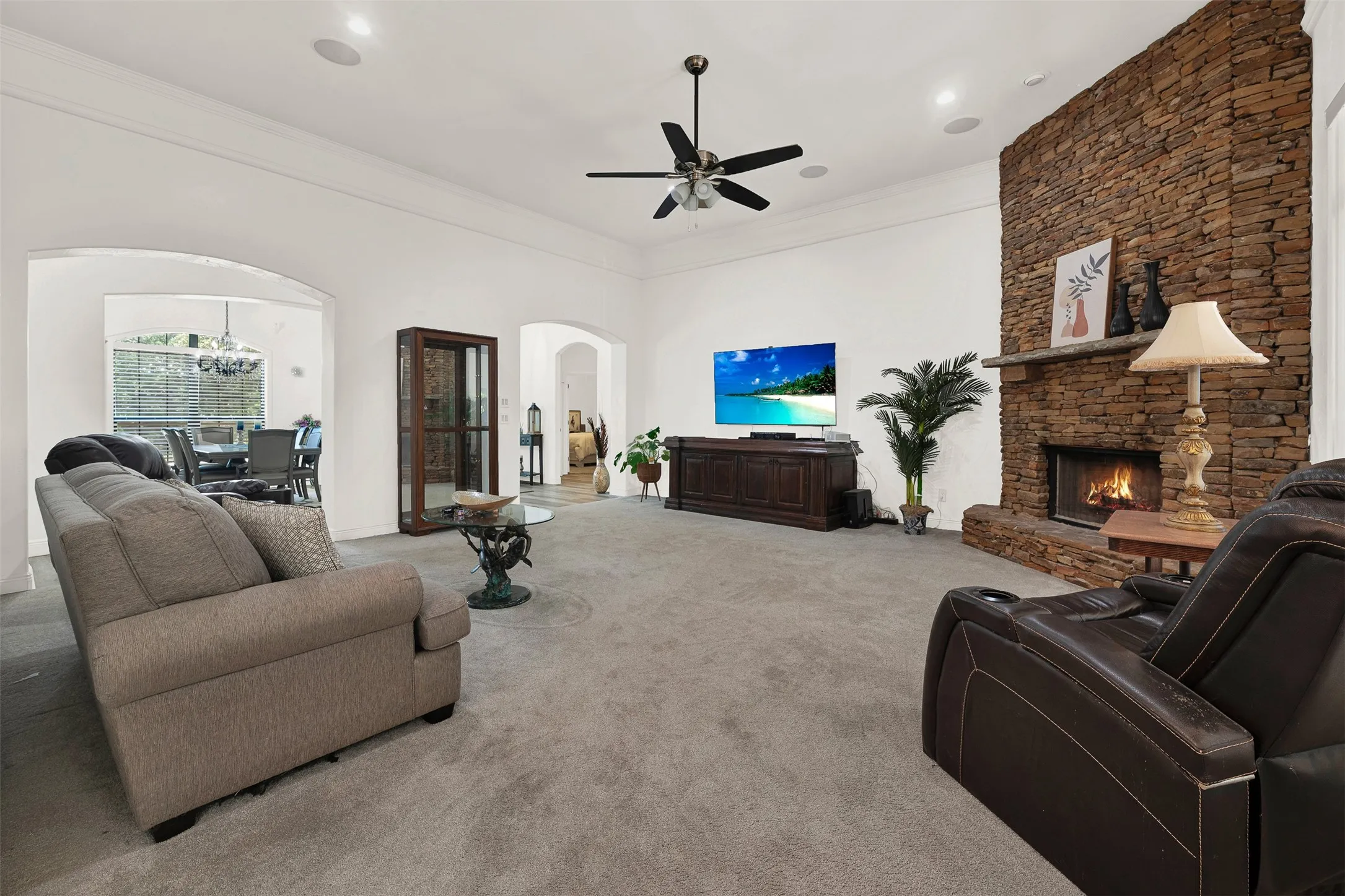 Single Family Residence For Sale in Parker County , 141 Birdie Drive, Lipan, Texas 76462, 4 Bedrooms, 3 Bathrooms, 3 Garage spaces, 3,008 Sqft, built in 2005, Price $549,000, mls#21343969, Real Estate Agent in Lipan, Homes For Sale in Parker county, Homes For Sale in Lipan, Realtor in Lipan Texas, Real Estate Brokerage Independent Realty Texas, Luminita Cordes Realtor