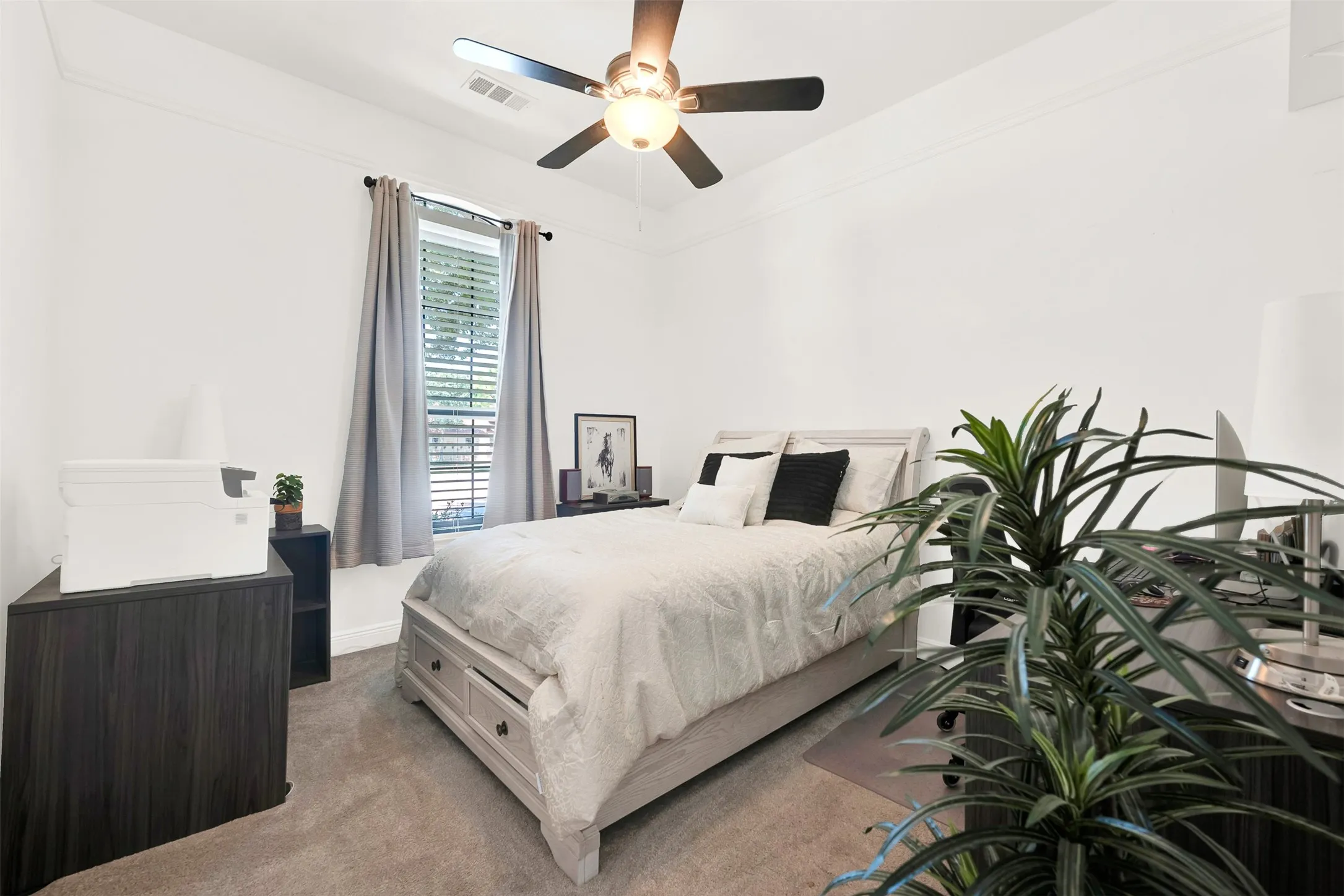 Single Family Residence For Sale in Parker County , 141 Birdie Drive, Lipan, Texas 76462, 4 Bedrooms, 3 Bathrooms, 3 Garage spaces, 3,008 Sqft, built in 2005, Price $549,000, mls#21343969, Real Estate Agent in Lipan, Homes For Sale in Parker county, Homes For Sale in Lipan, Realtor in Lipan Texas, Real Estate Brokerage Independent Realty Texas, Luminita Cordes Realtor