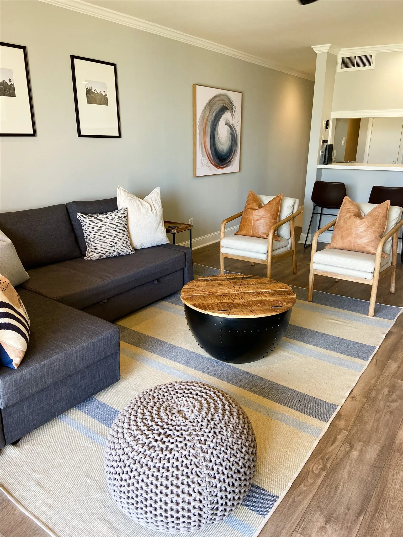 Condominium For Sale in Montgomery County , 12600 Melville 122B, Montgomery, Texas 77356, 1 Bedroom, 1 Bathroom, Garage spaces, 680 Sqft, built in 1974, mls#21353803, Real Estate Agent in Montgomery, Homes For Sale in Montgomery county, Homes For Sale in Montgomery, Realtor in Montgomery Texas, Real Estate Brokerage Independent Realty Texas, Luminita Cordes Realtor