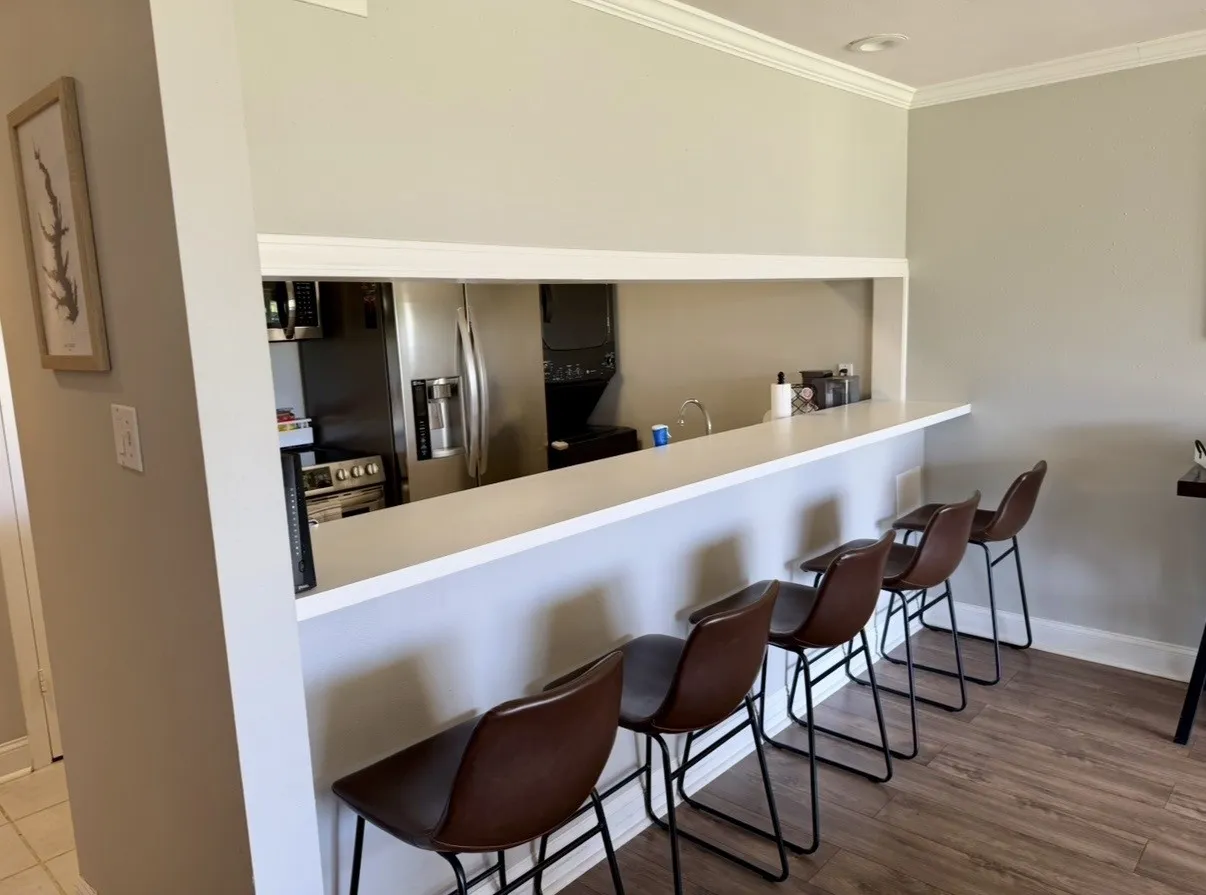 Condominium For Sale in Montgomery County , 12600 Melville 122B, Montgomery, Texas 77356, 1 Bedroom, 1 Bathroom, Garage spaces, 680 Sqft, built in 1974, mls#21353803, Real Estate Agent in Montgomery, Homes For Sale in Montgomery county, Homes For Sale in Montgomery, Realtor in Montgomery Texas, Real Estate Brokerage Independent Realty Texas, Luminita Cordes Realtor