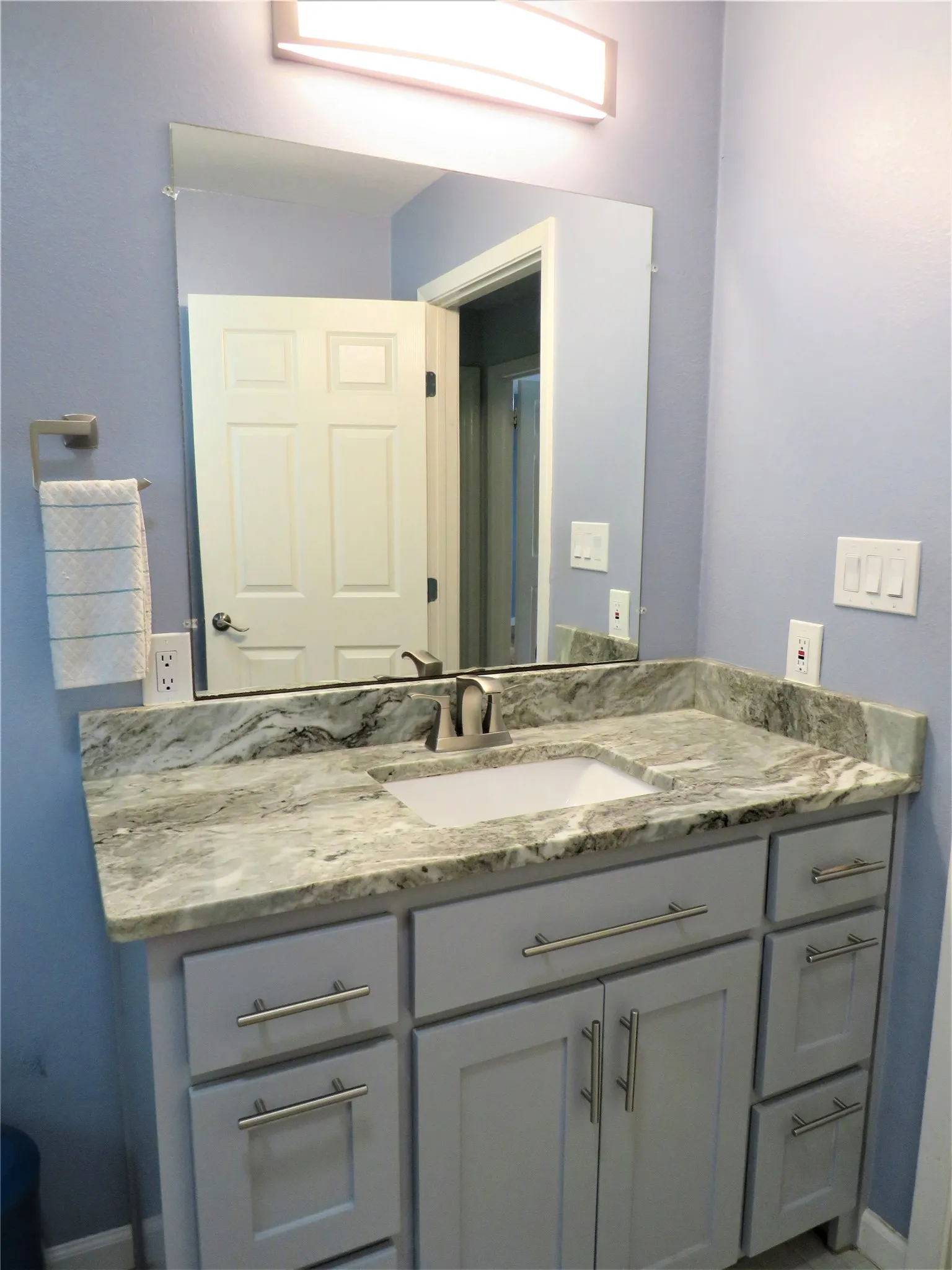 Single Family Residence For Rent in Denton County , 1026 Thomas Street, Denton, Texas 76201, 4 Bedroom, 3 Bathroom, Garage spaces, 1,900 Sqft, built in 1955, mls#21353665, Real Estate Agent in Denton, Homes For Rent in Denton county, Homes For Rent in Denton, Realtor in Denton Texas, Real Estate Brokerage Independent Realty Texas, Luminita Cordes Realtor