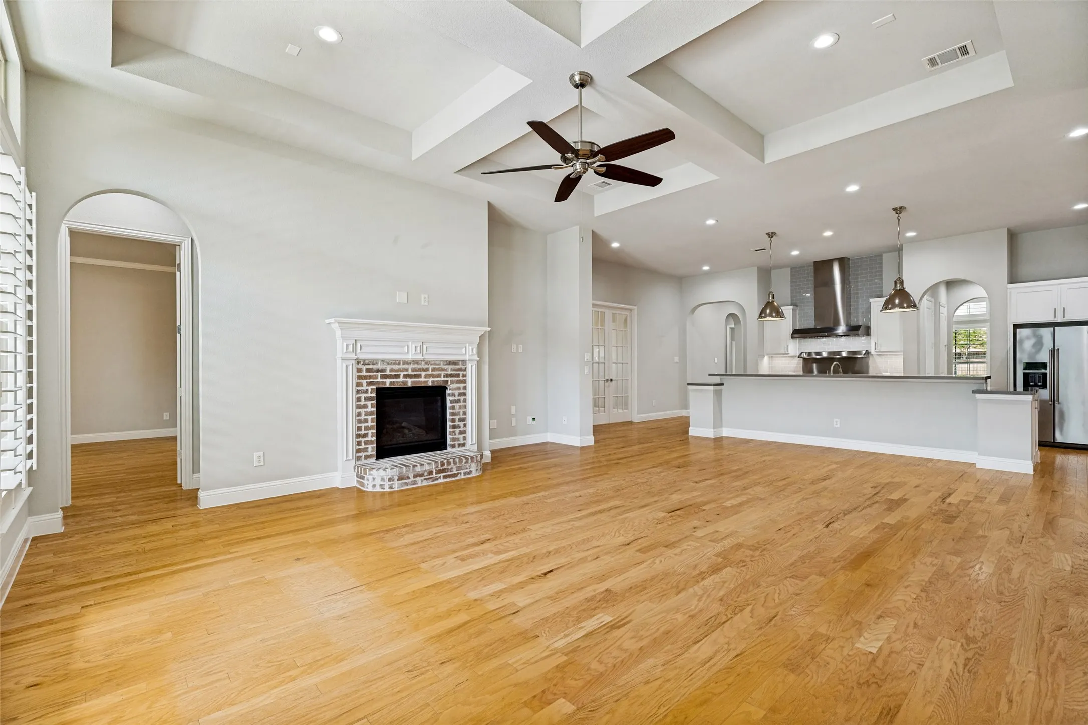 Single Family Residence For Sale in Collin County , 7700 Weatherford Trace, Mc Kinney, Texas 75071, 4 Bedroom, 4 Bathroom, 3 Garage spaces, 3,288 Sqft, built in 2015, mls#21353731, Real Estate Agent in Mc Kinney, Homes For Sale in Collin county, Homes For Sale in Mc Kinney, Realtor in Mc Kinney Texas, Real Estate Brokerage Independent Realty Texas, Luminita Cordes Realtor
