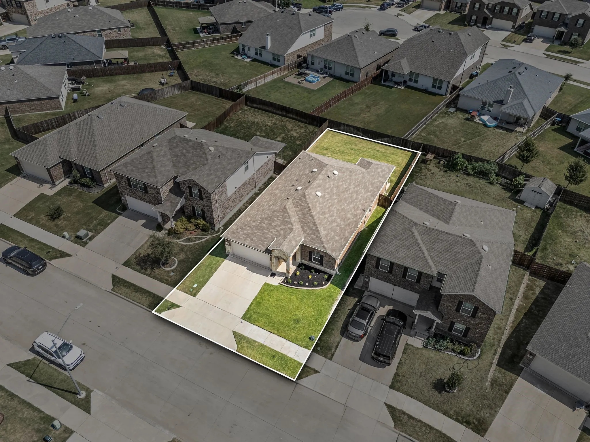 Single Family Residence For Sale in Tarrant County , 9112 Settlers Peak Road, Fort Worth, Texas 76179, 3 Bedroom, 2 Bathroom, 2 Garage spaces, 1,945 Sqft, built in 2020, mls#21352404, Real Estate Agent in Fort Worth, Homes For Sale in Tarrant county, Homes For Sale in Fort Worth, Realtor in Fort Worth Texas, Real Estate Brokerage Independent Realty Texas, Luminita Cordes Realtor