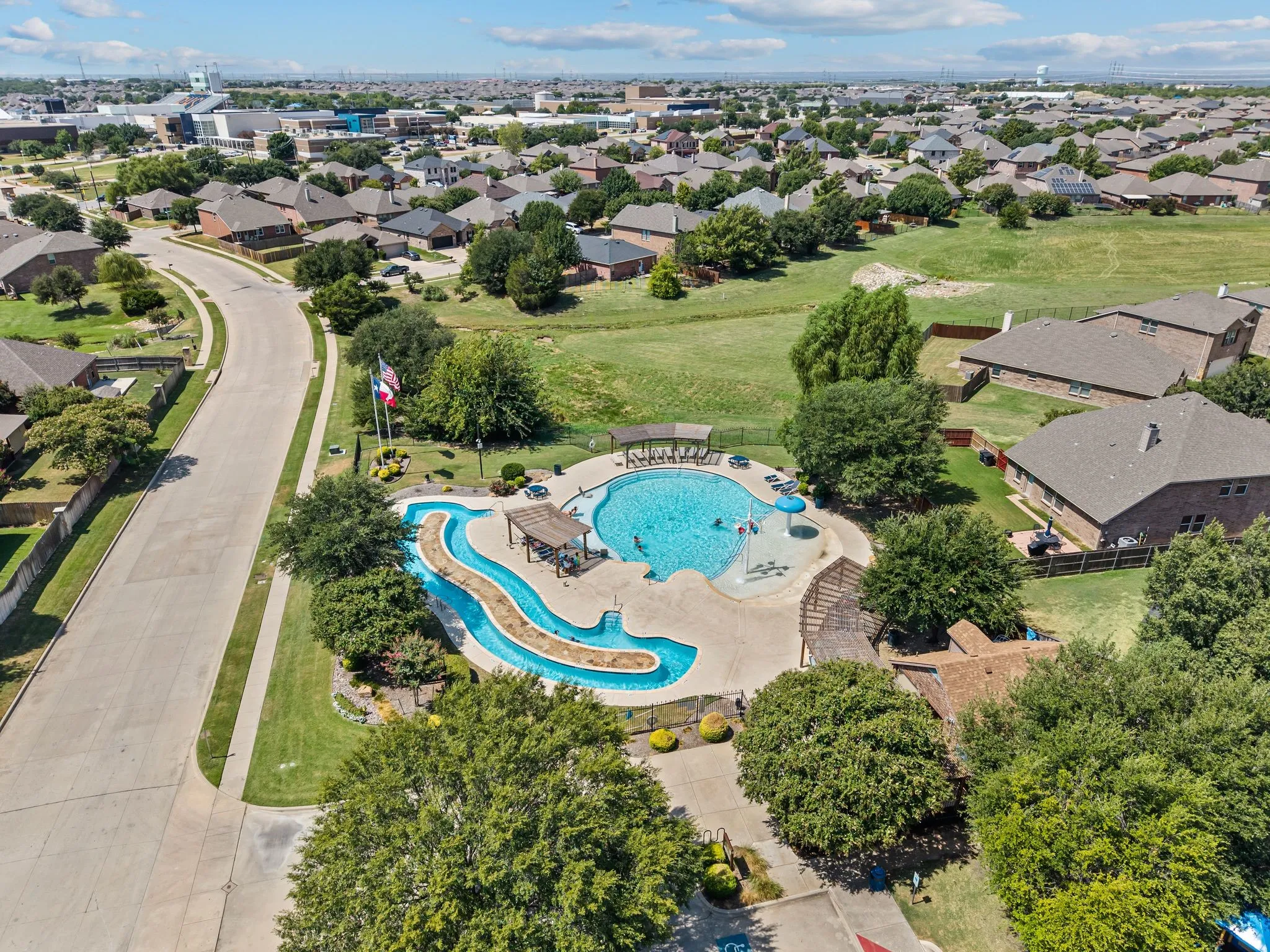 Single Family Residence For Sale in Tarrant County , 9112 Settlers Peak Road, Fort Worth, Texas 76179, 3 Bedroom, 2 Bathroom, 2 Garage spaces, 1,945 Sqft, built in 2020, mls#21352404, Real Estate Agent in Fort Worth, Homes For Sale in Tarrant county, Homes For Sale in Fort Worth, Realtor in Fort Worth Texas, Real Estate Brokerage Independent Realty Texas, Luminita Cordes Realtor