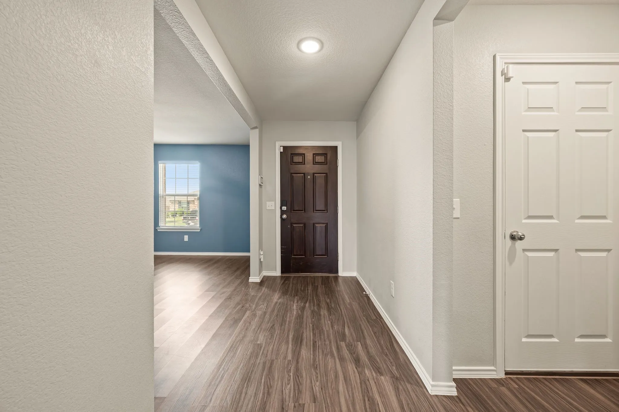 Single Family Residence For Sale in Tarrant County , 9112 Settlers Peak Road, Fort Worth, Texas 76179, 3 Bedroom, 2 Bathroom, 2 Garage spaces, 1,945 Sqft, built in 2020, mls#21352404, Real Estate Agent in Fort Worth, Homes For Sale in Tarrant county, Homes For Sale in Fort Worth, Realtor in Fort Worth Texas, Real Estate Brokerage Independent Realty Texas, Luminita Cordes Realtor